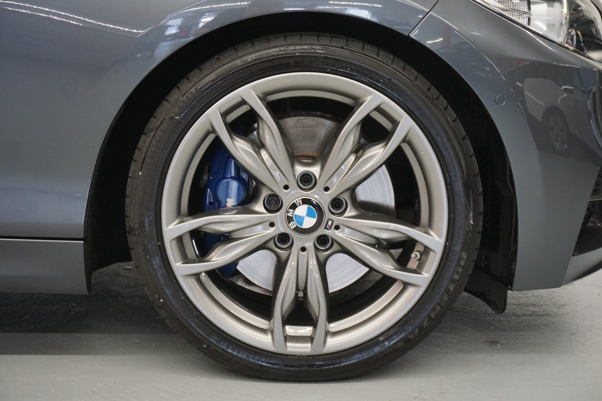 BMW M235i xDrive SAG-image-5