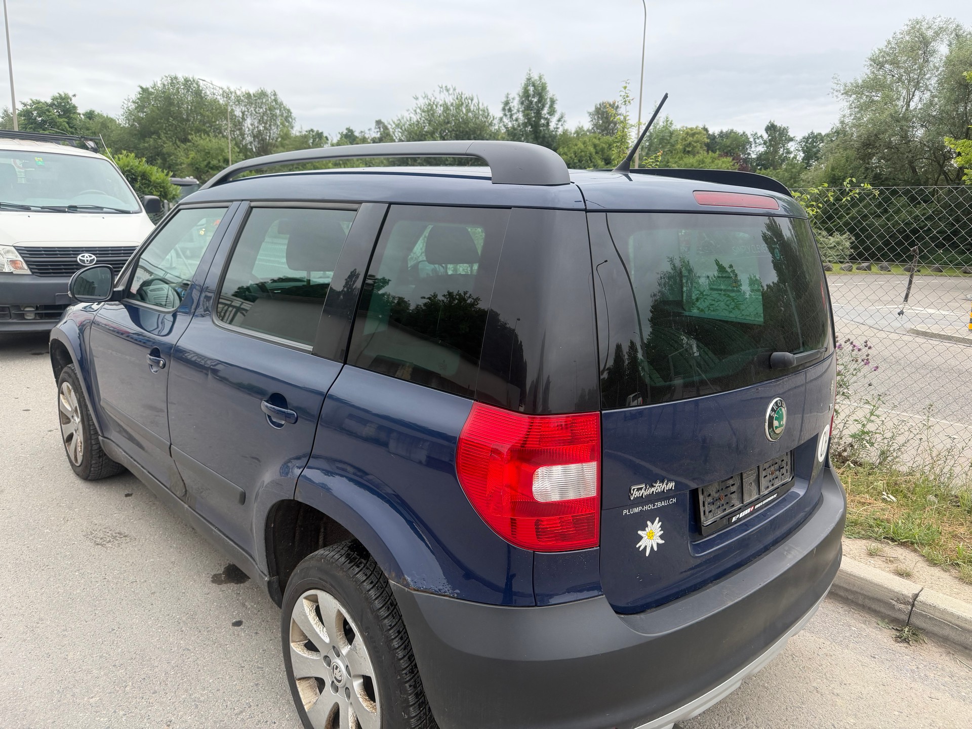 SKODA Yeti 2.0 TDI Ambition 4x4 DSG-image-3