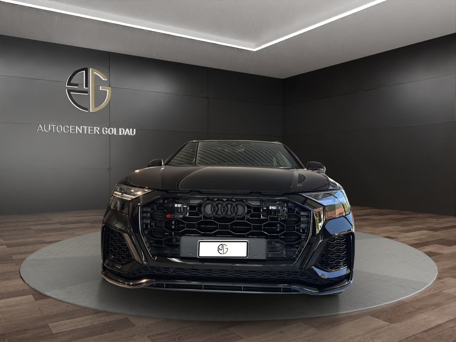 AUDI RSQ8 quattro tiptronic-image-6
