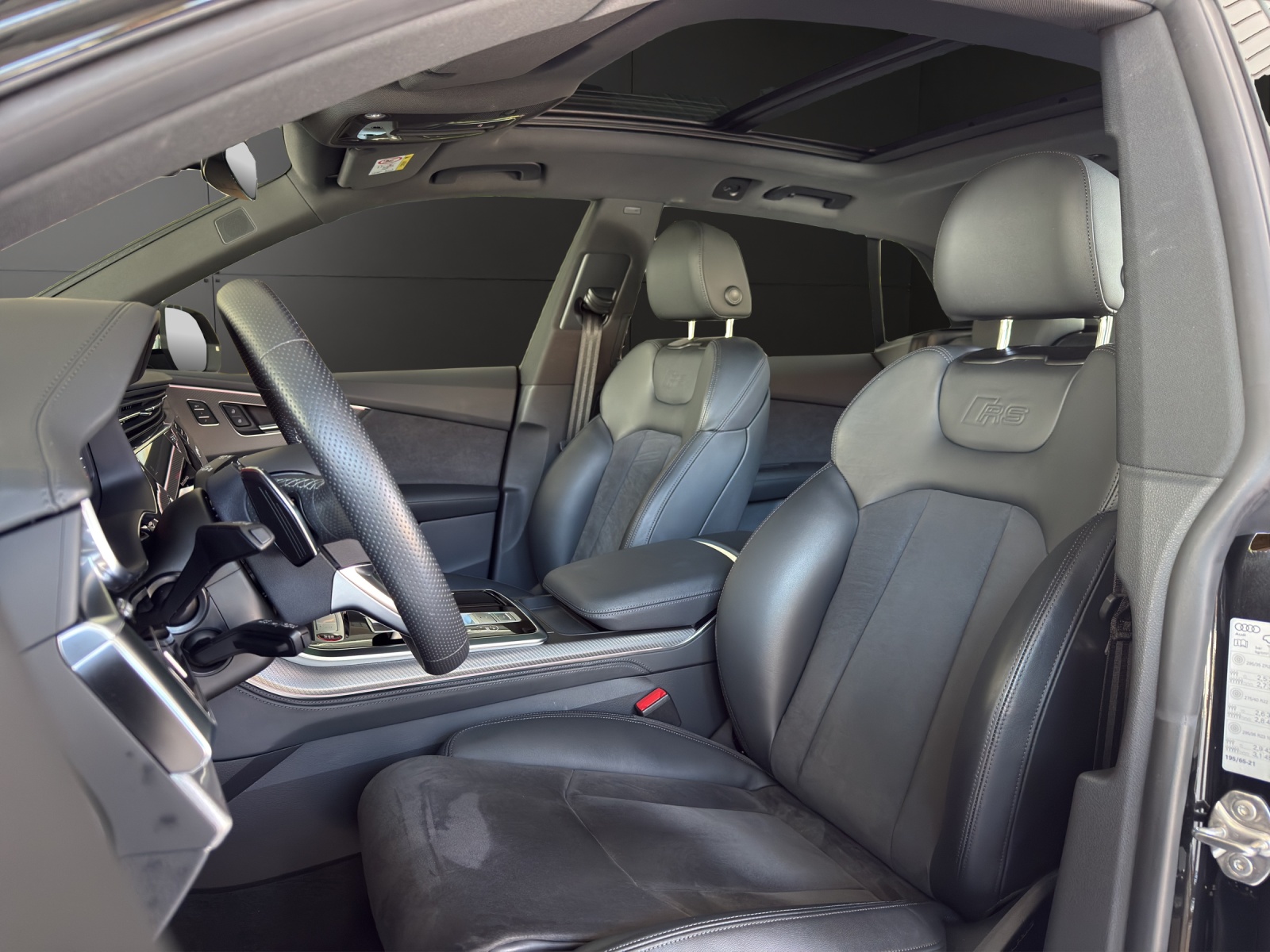 AUDI RSQ8 quattro tiptronic-image-7