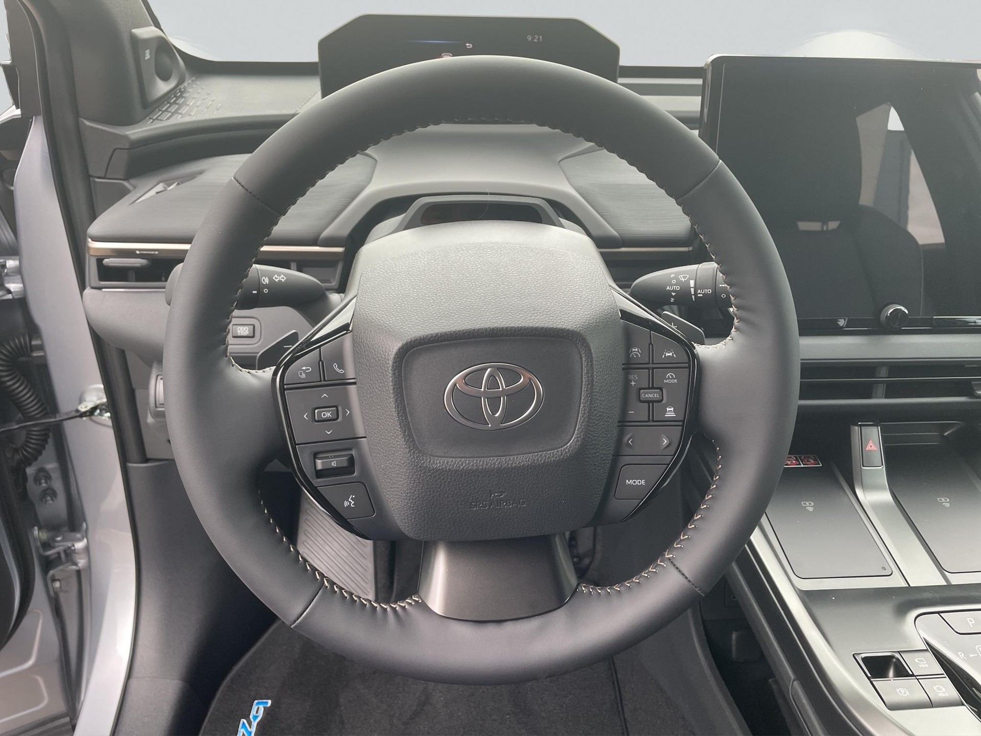 TOYOTA bZ4X Touring Premium AWD-image-10