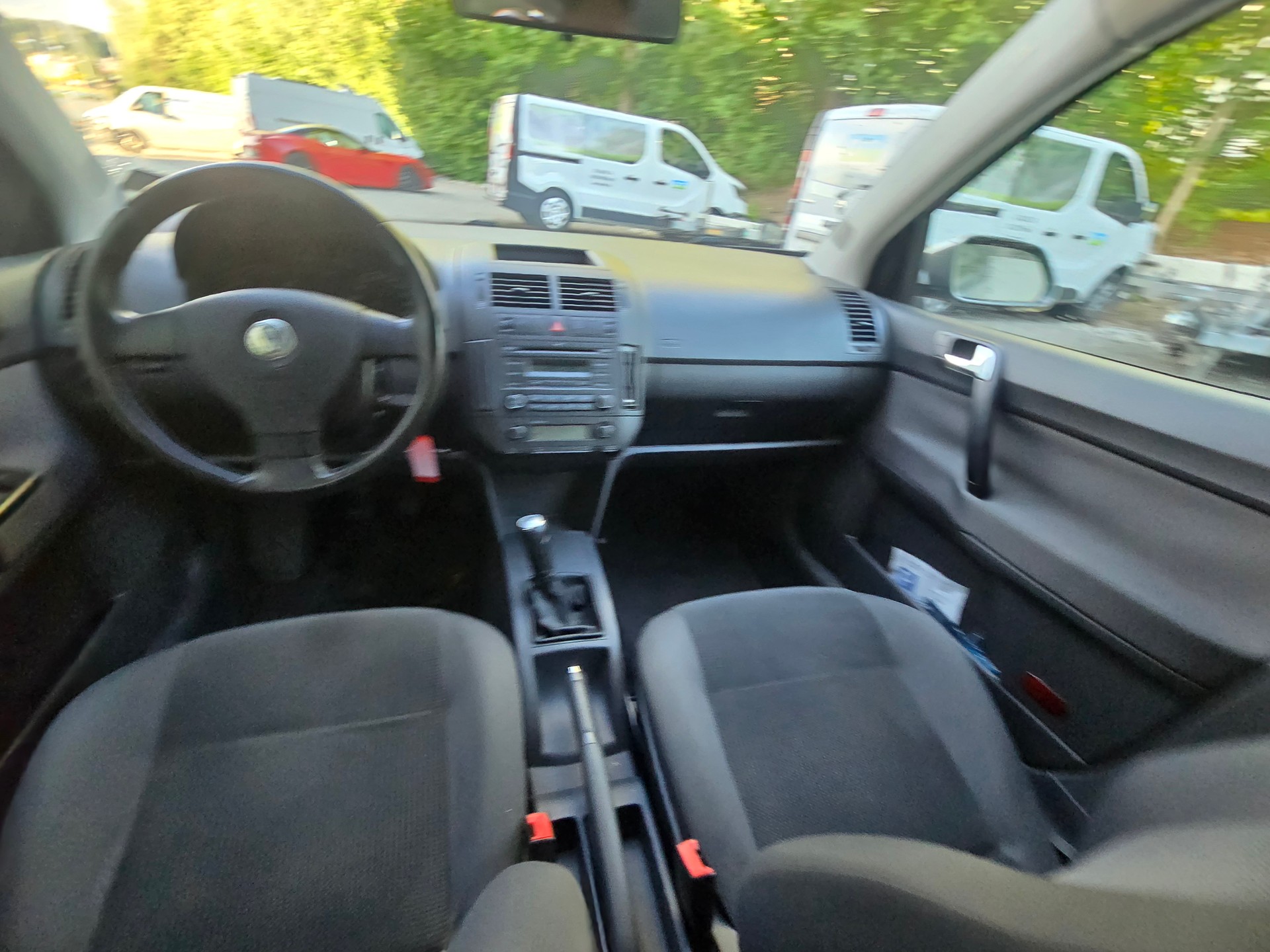 VW Polo 1.4 16V Comfortline-image-9