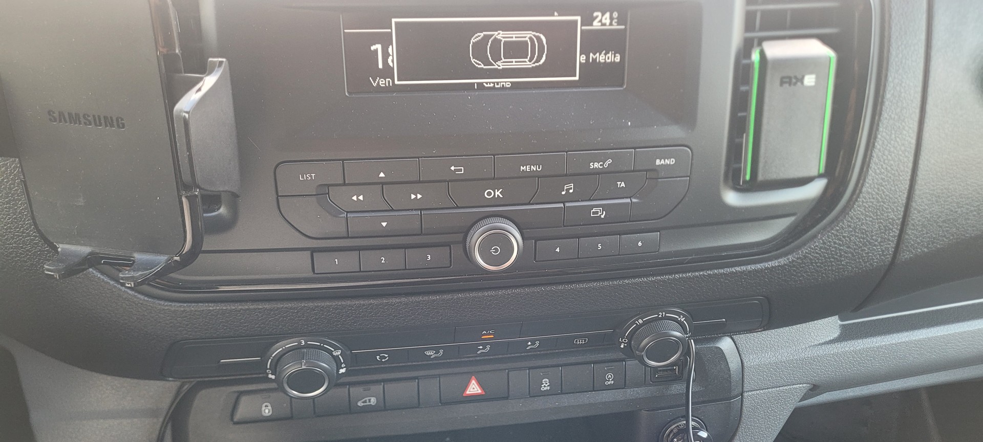 PEUGEOT Expert 1.5 BlueHDi 100 S&S Pro Standard-image-10