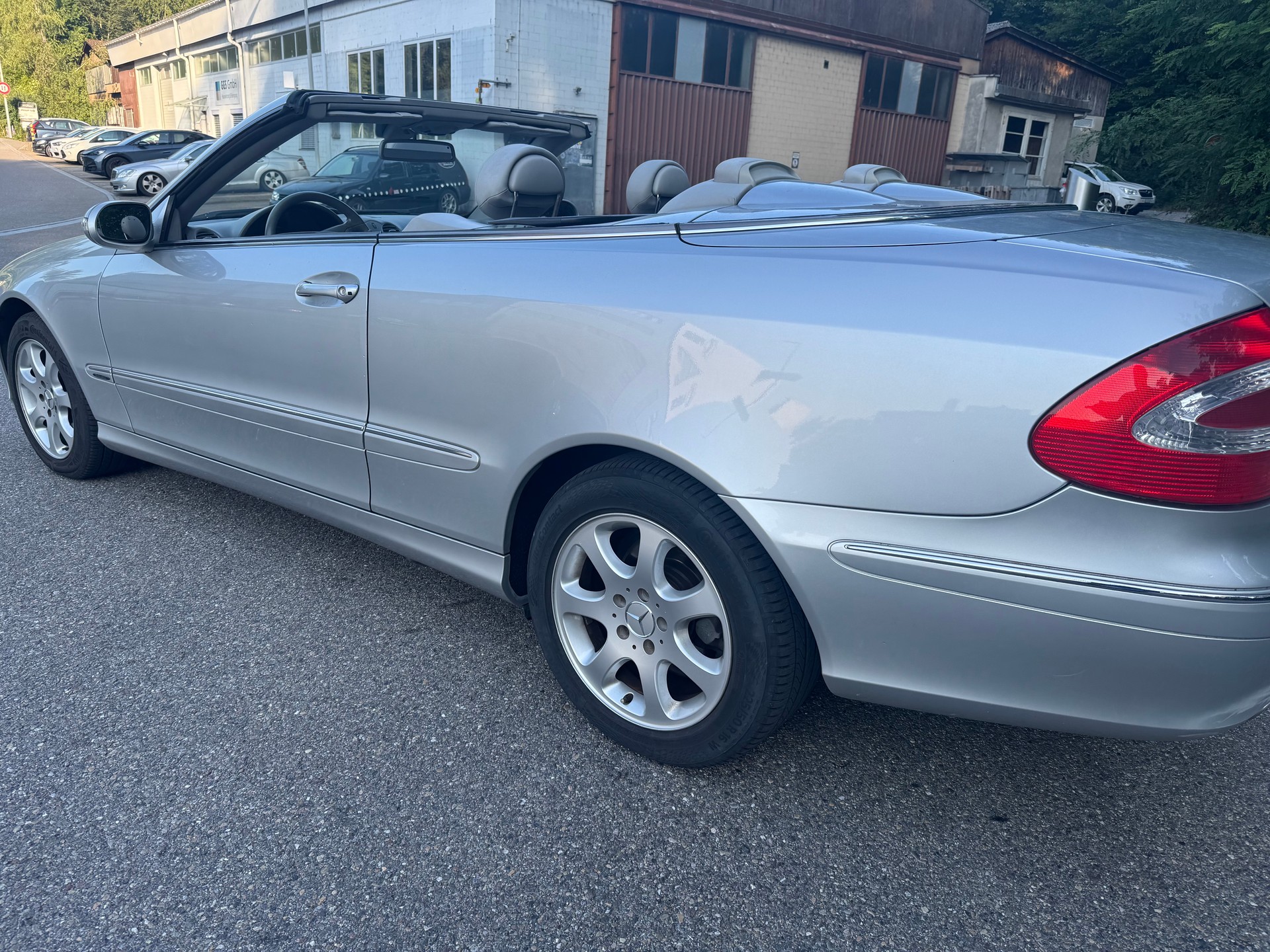 MERCEDES-BENZ CLK 240 Elégance-image-4