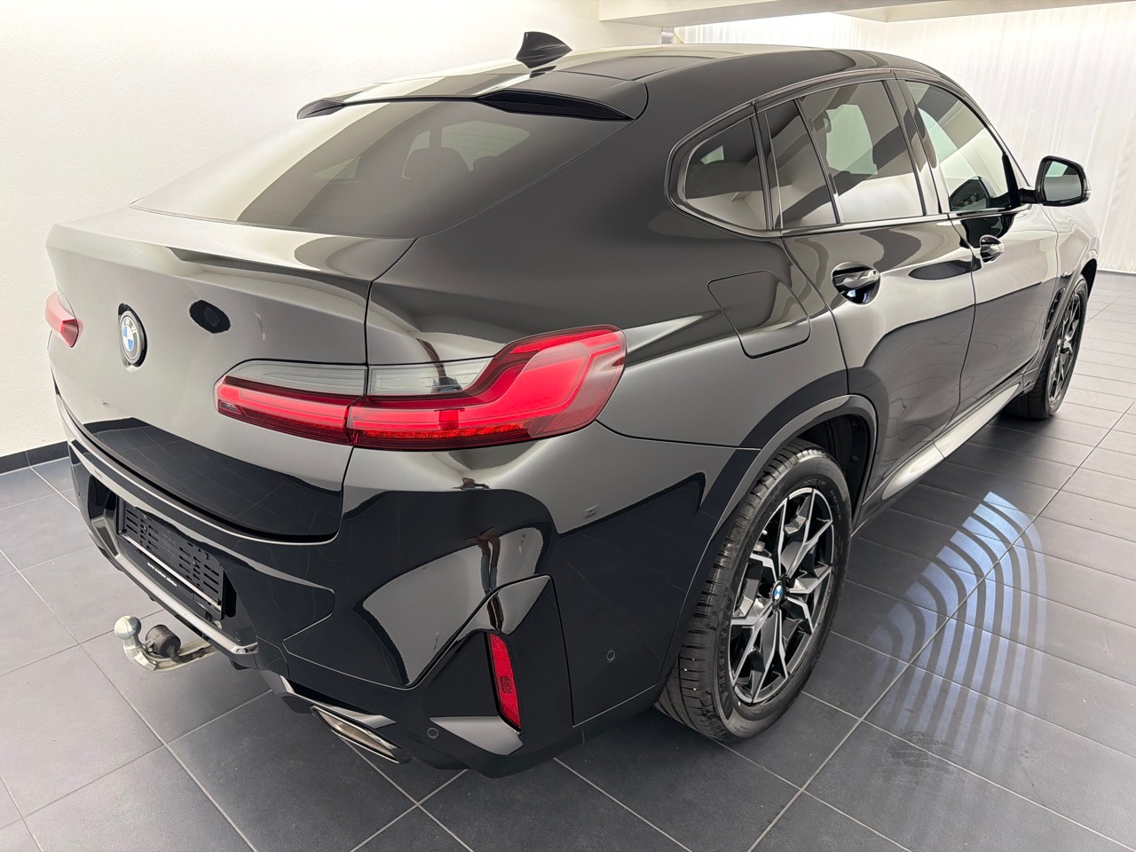 BMW X4 xDrive 48V 20d M Sport-image-2