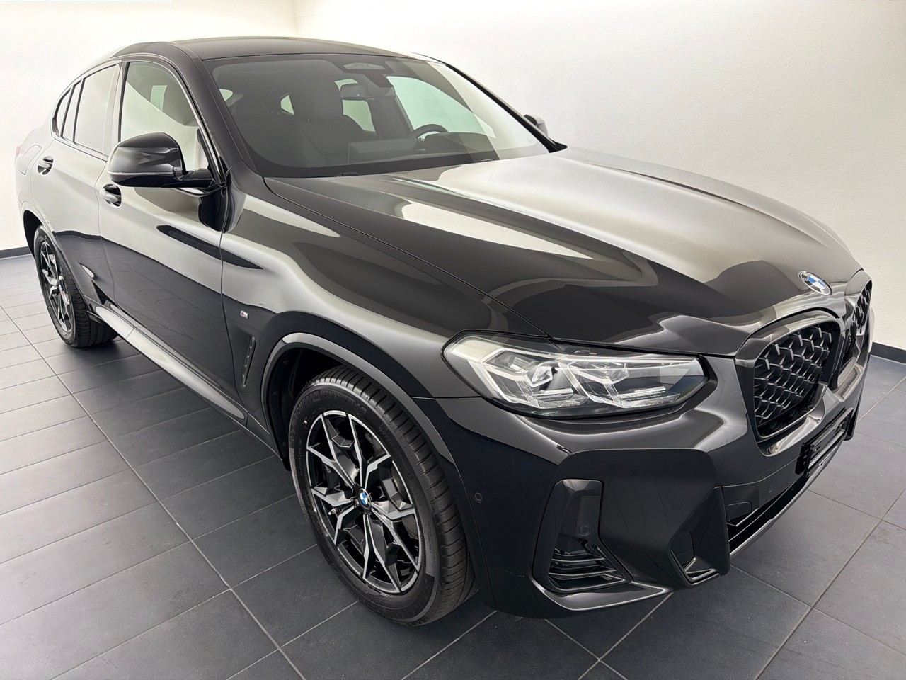BMW X4 xDrive 48V 20d M Sport-image-3