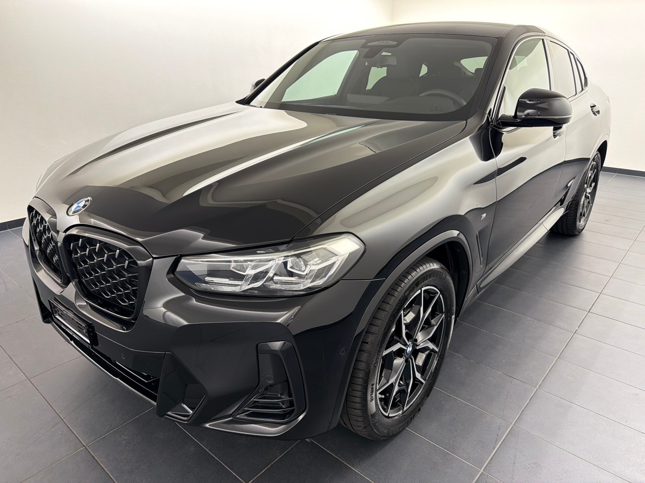BMW X4 xDrive 48V 20d M Sport-image-0