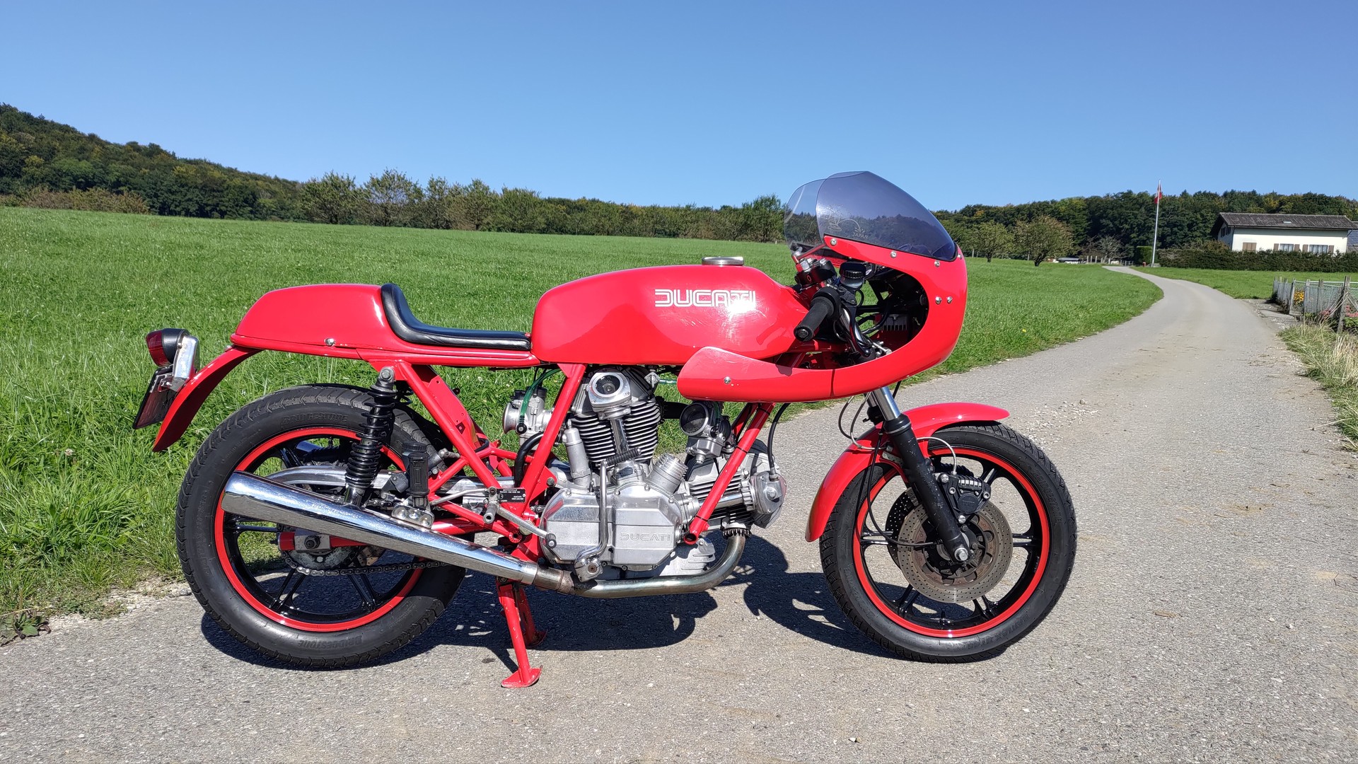 DUCATI SS