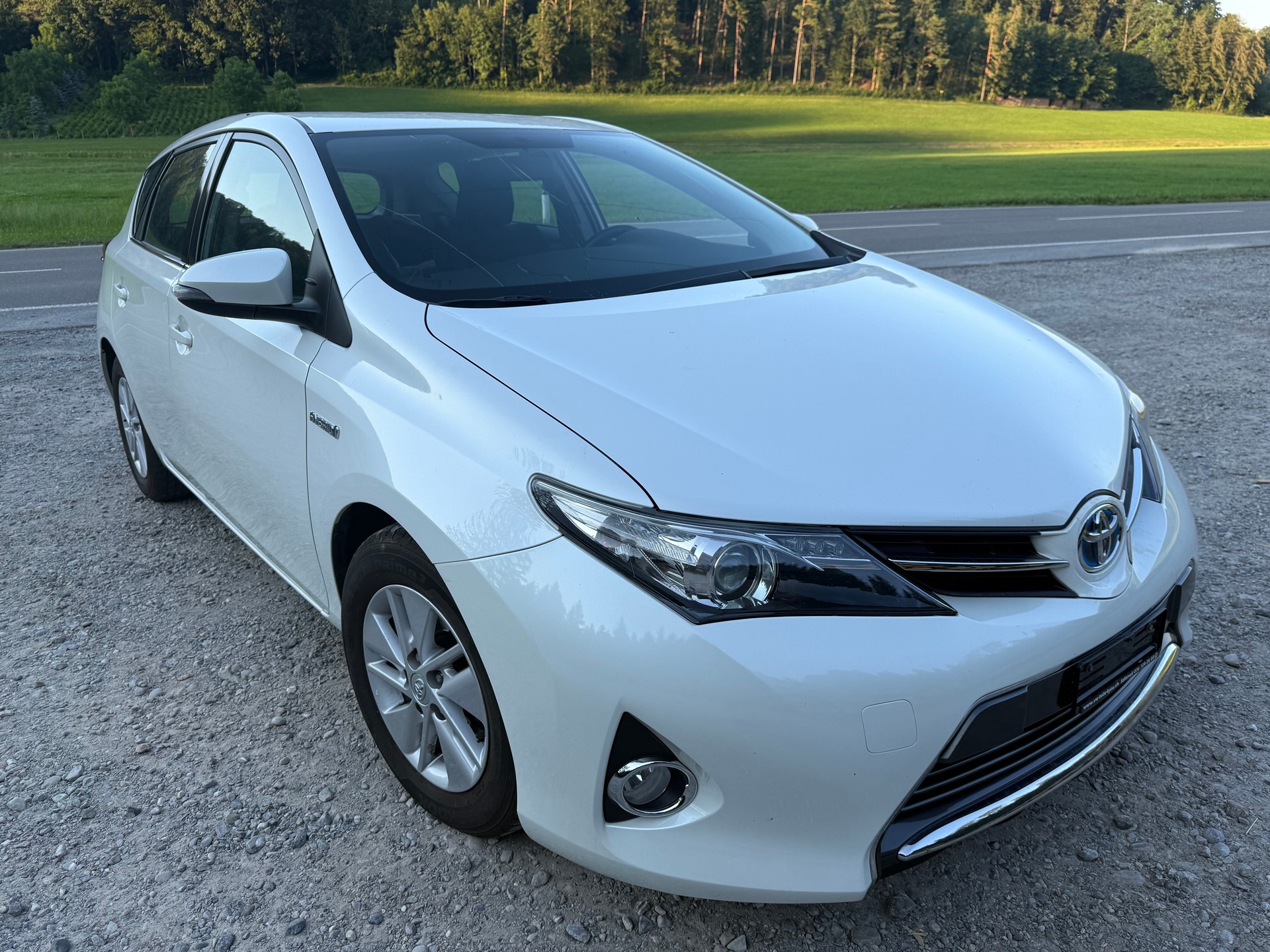 TOYOTA Auris 1.8 16V HSD Linea Trend-image-11