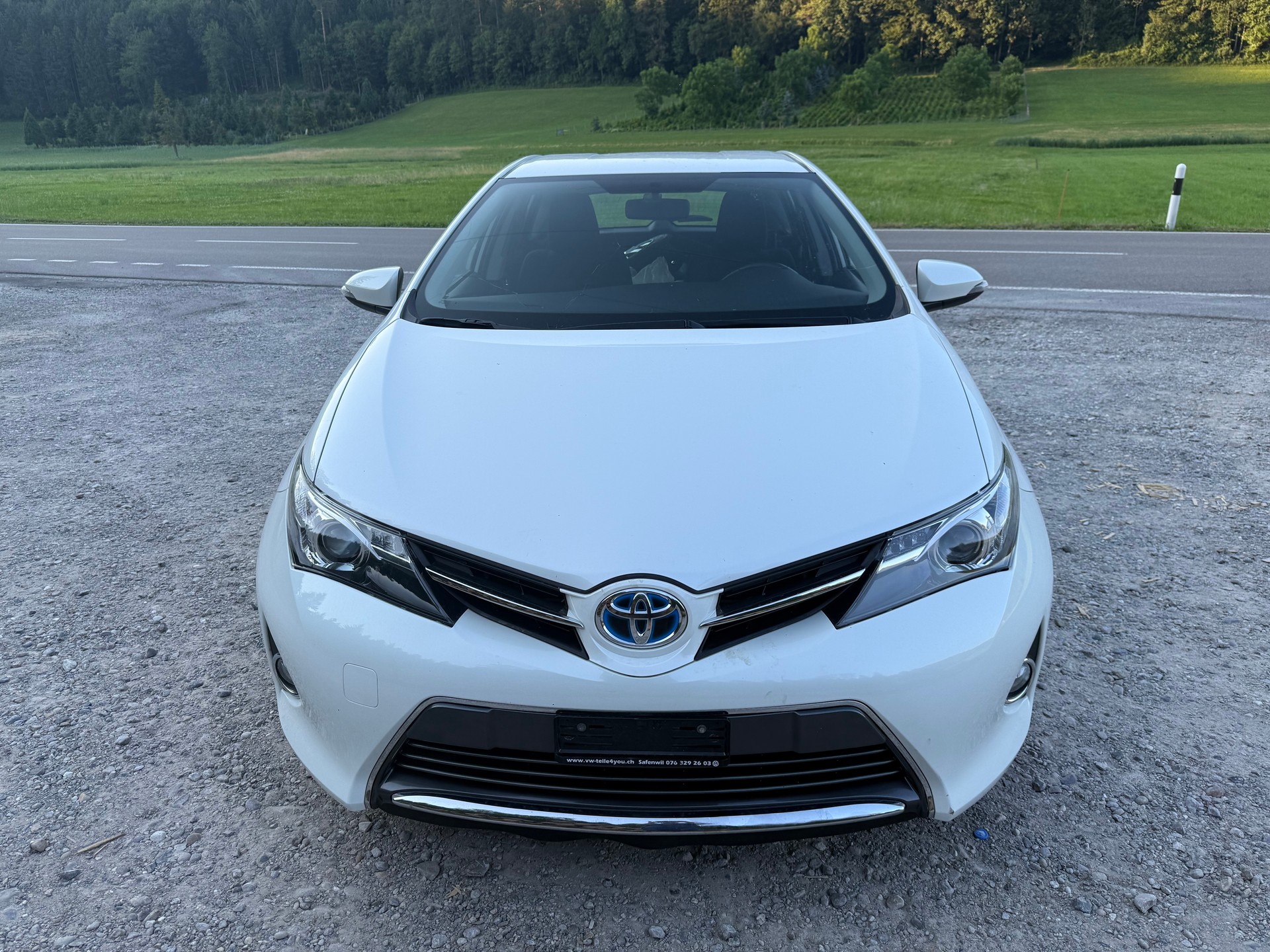 TOYOTA Auris 1.8 16V HSD Linea Trend-image-9