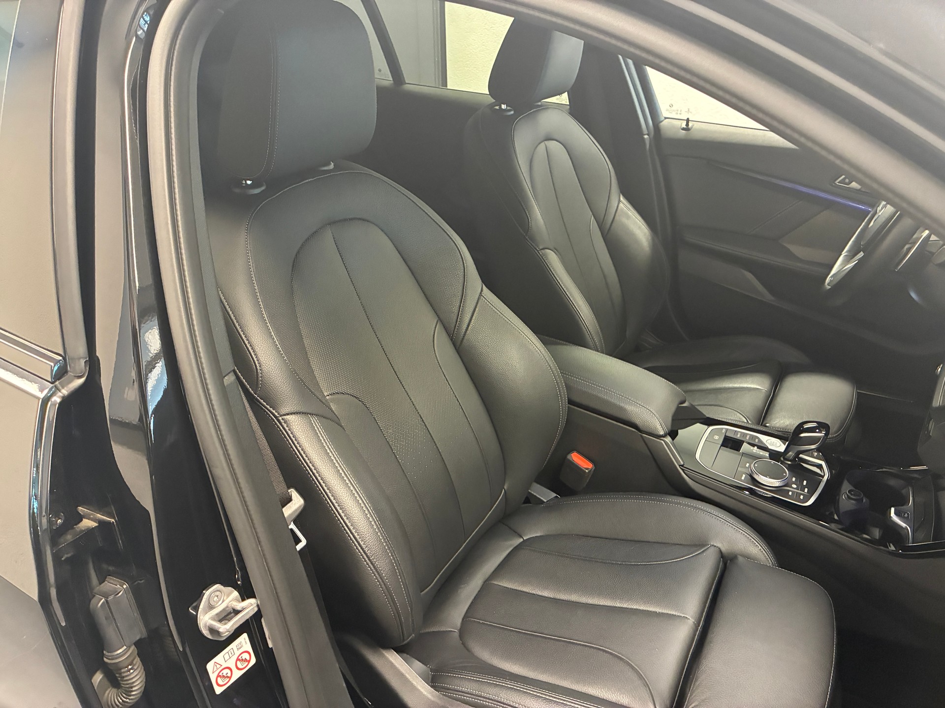 BMW M135i xDrive-image-10