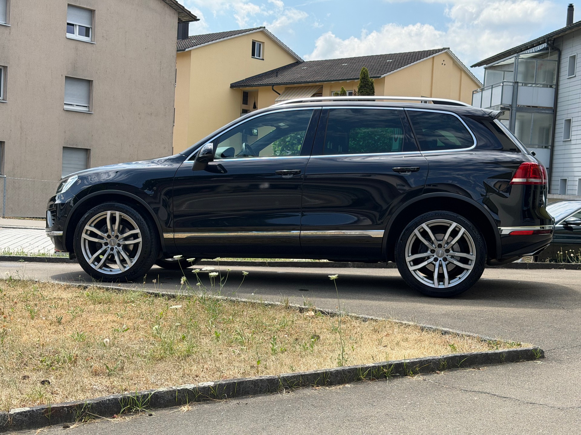 VW Touareg 3.0 TDI BMT Peak Tiptronic *Luftfahrwerk*AHK 3500 Kg-image-4