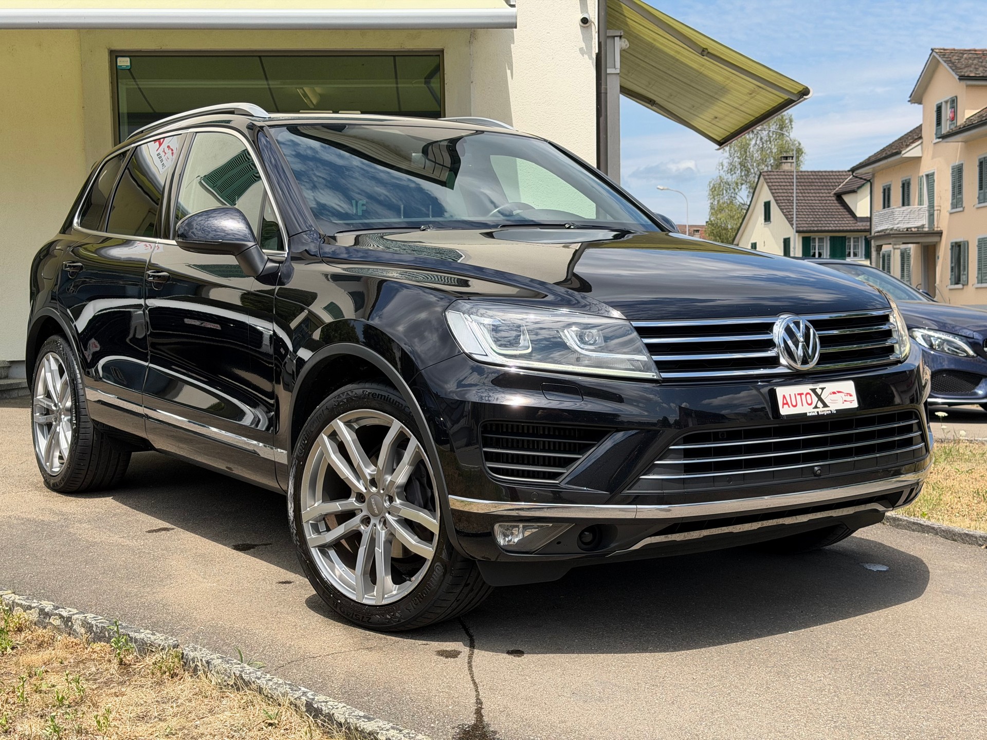 VW Touareg 3.0 TDI BMT Peak Tiptronic *Luftfahrwerk*AHK 3500 Kg-image-0