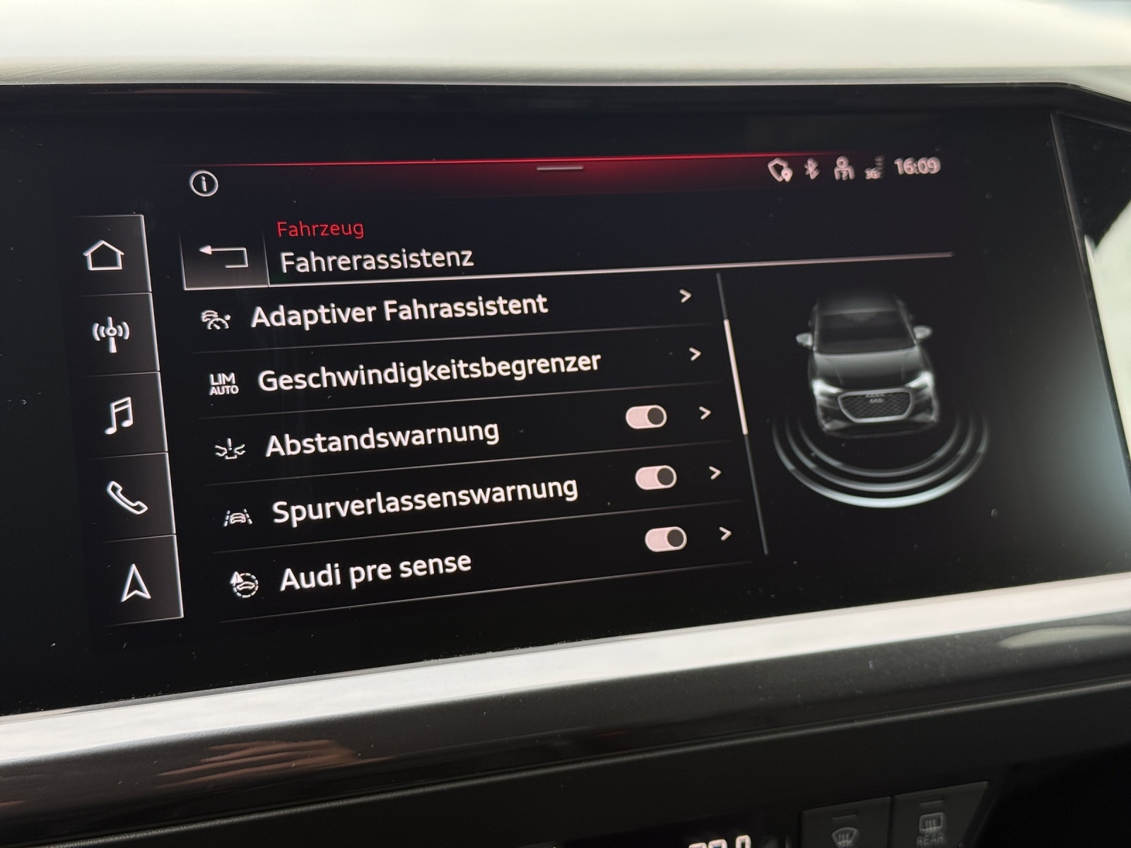 AUDI Audi Q4 Sportback e-tron 50 quattro-image-13