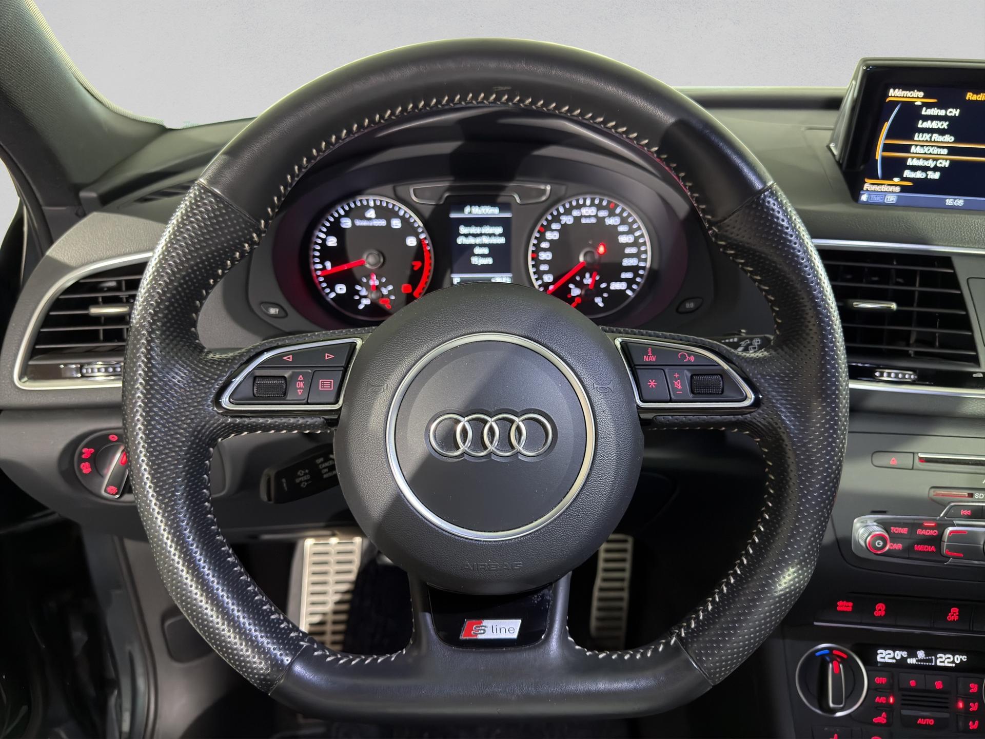AUDI Q3 1.4 TFSI sport S-tronic-image-9