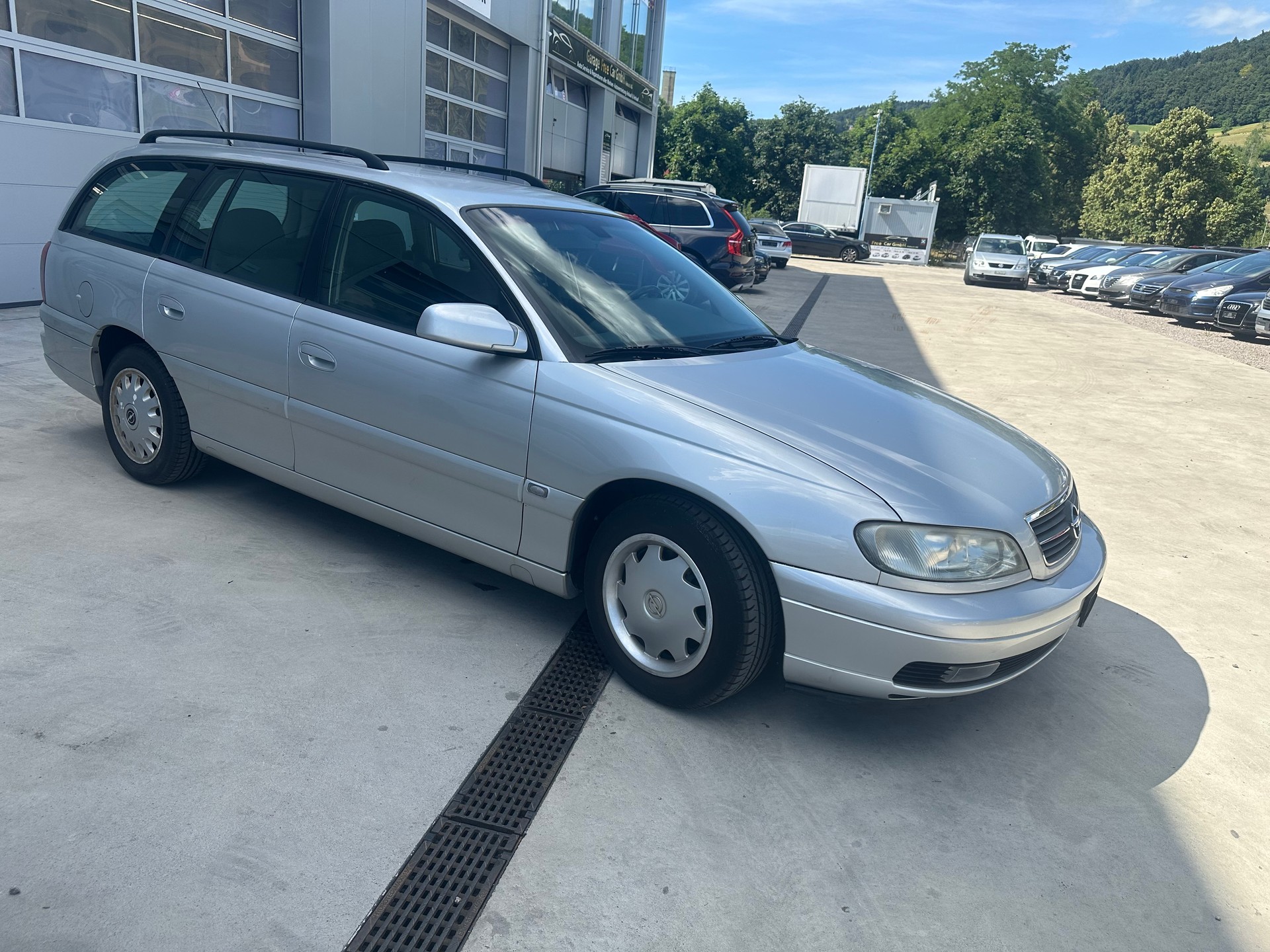 OPEL Omega 2.2i 16V Limited-image-14
