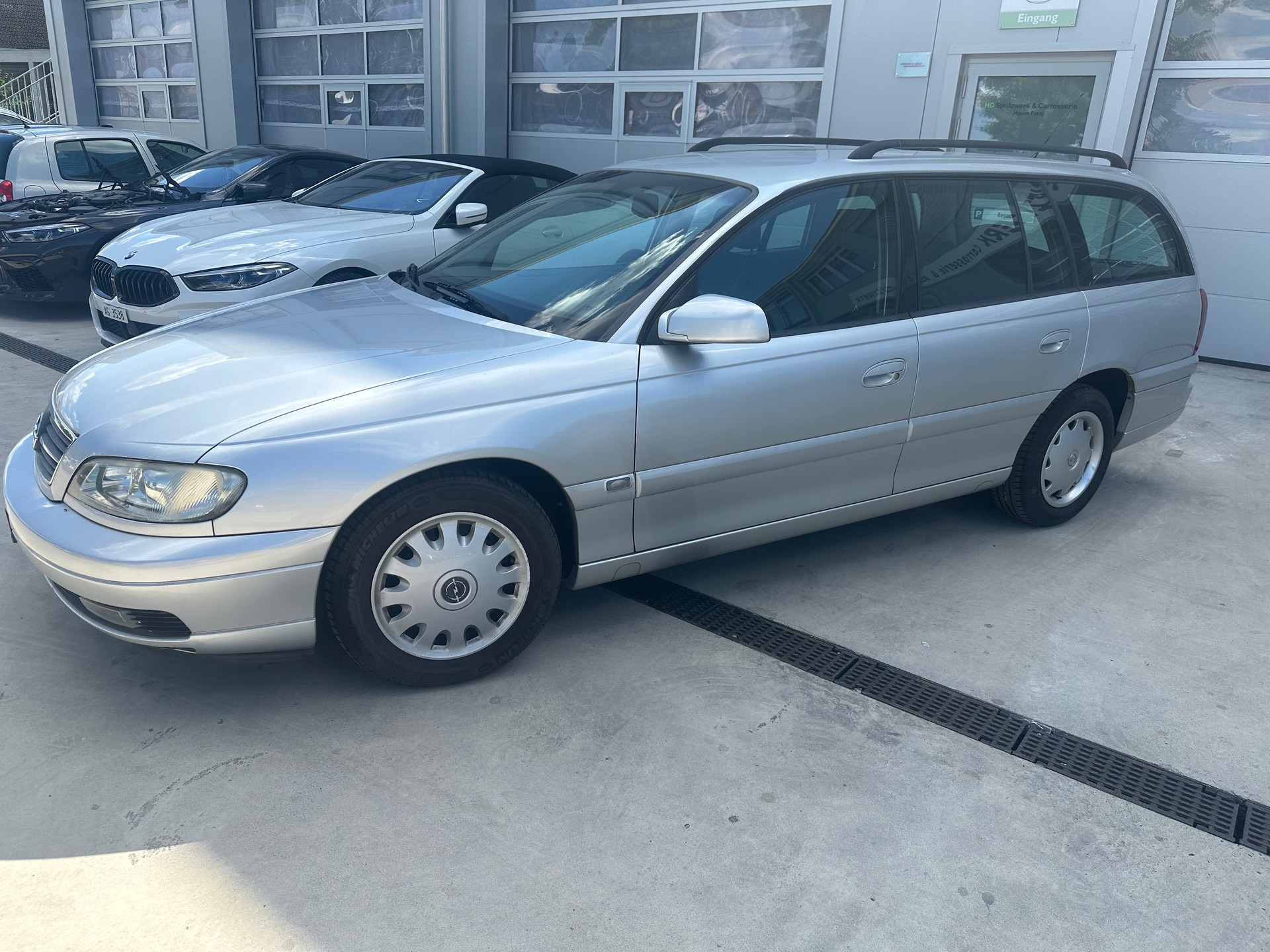 OPEL Omega 2.2i 16V Limited-image-13
