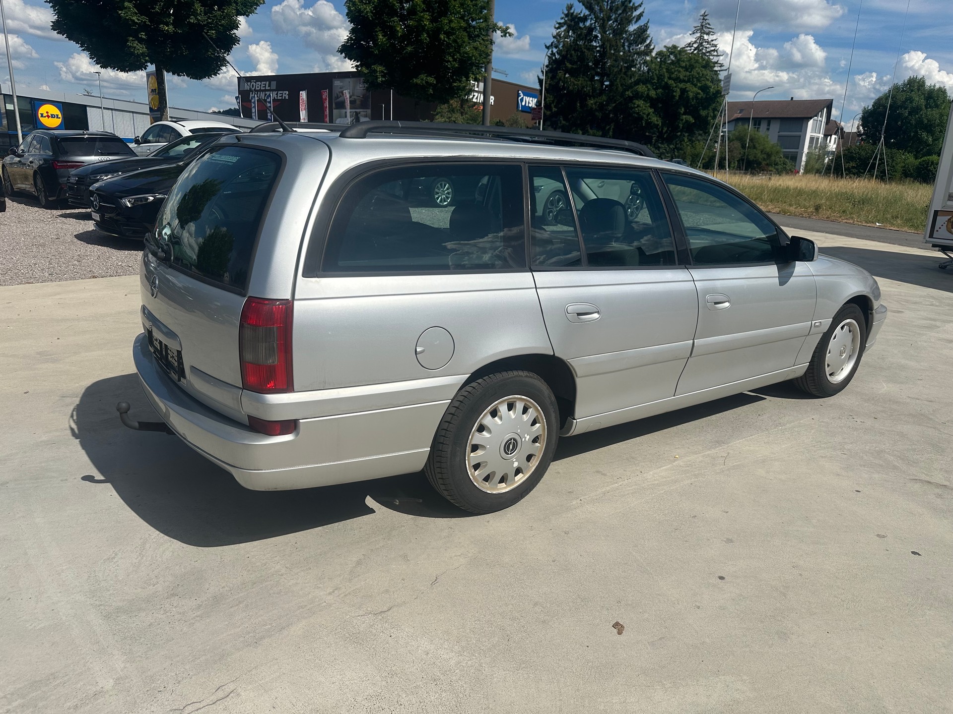 OPEL Omega 2.2i 16V Limited-image-5