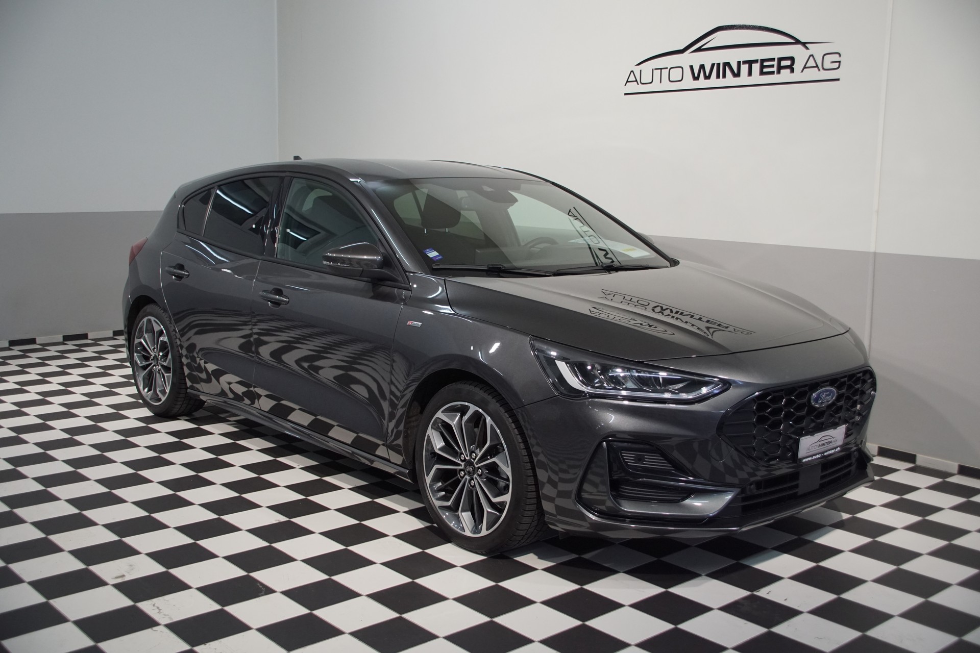 FORD Focus 1.0 MHEV ST-Line X Automat-image-1