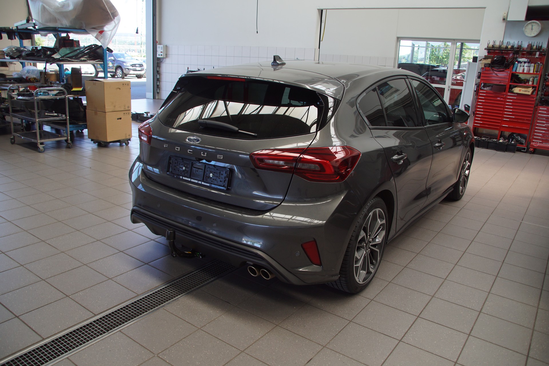 FORD Focus 1.0 MHEV ST-Line X Automat-showroom-element-3