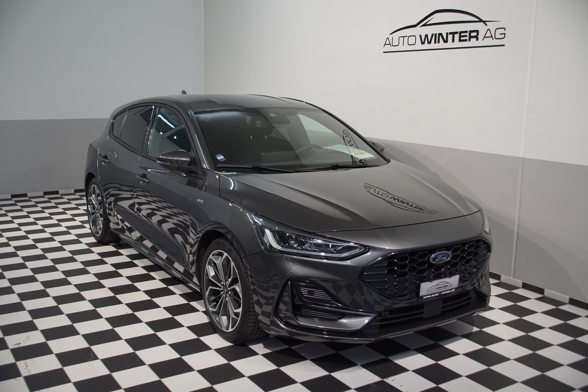 FORD Focus 1.0 MHEV ST-Line X Automat-image-0