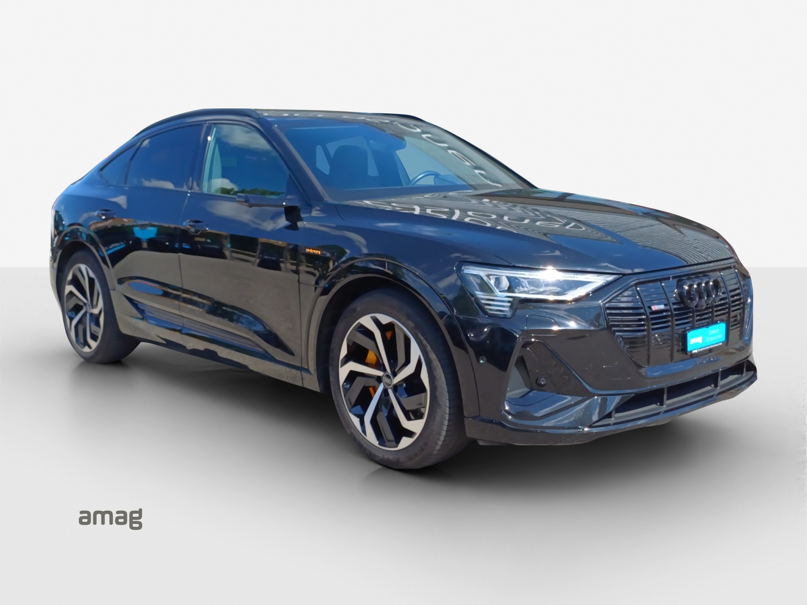 AUDI e-tron 55 Sportback S Line quattro-image-5