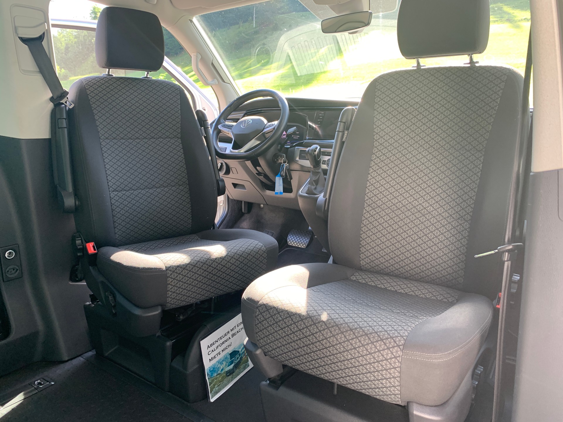 VW T6.1 California 2.0 TDI Beach Liberty 4Motion DSG-image-16