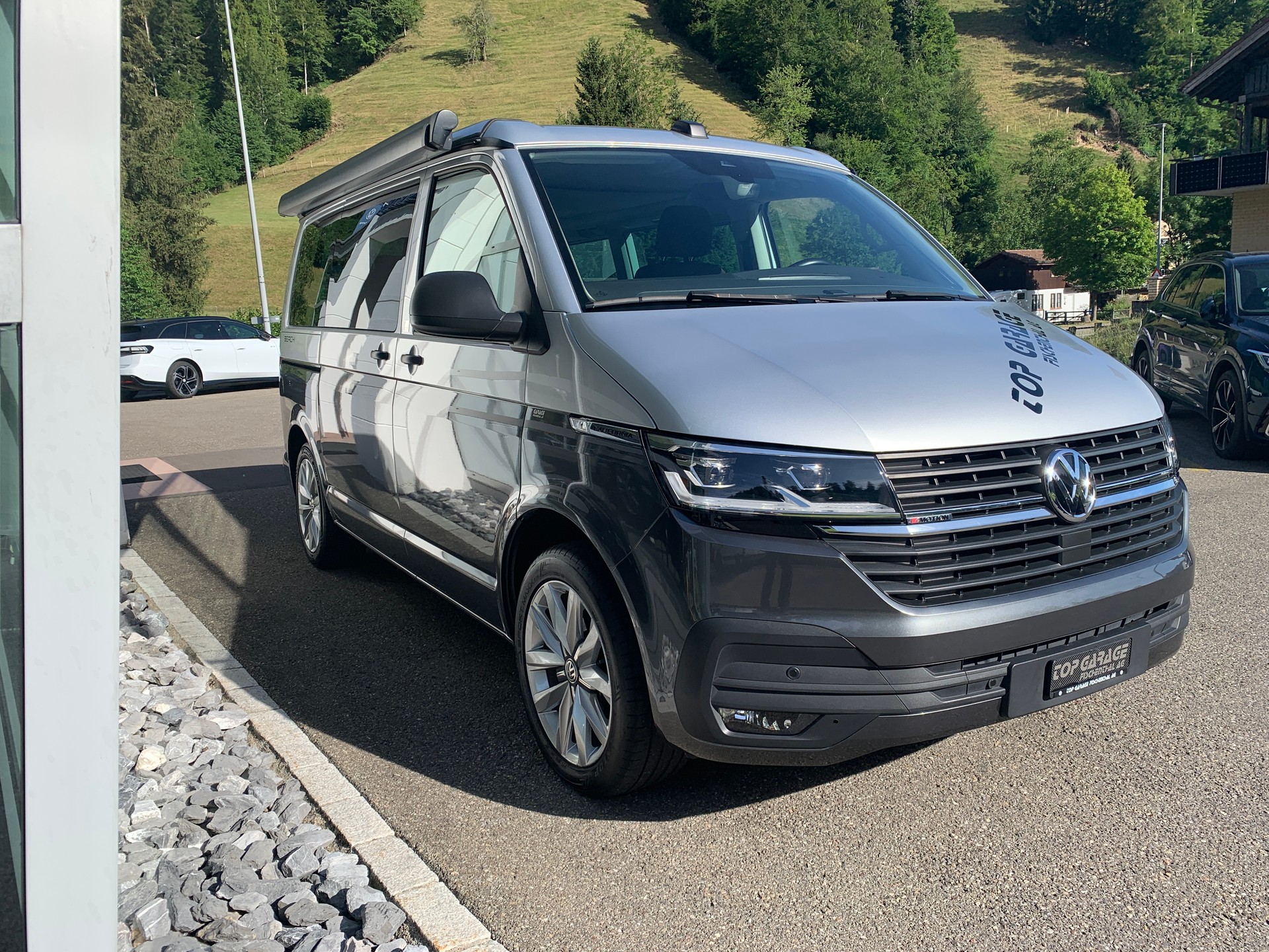 VW T6.1 California 2.0 TDI Beach Liberty 4Motion DSG-image-2