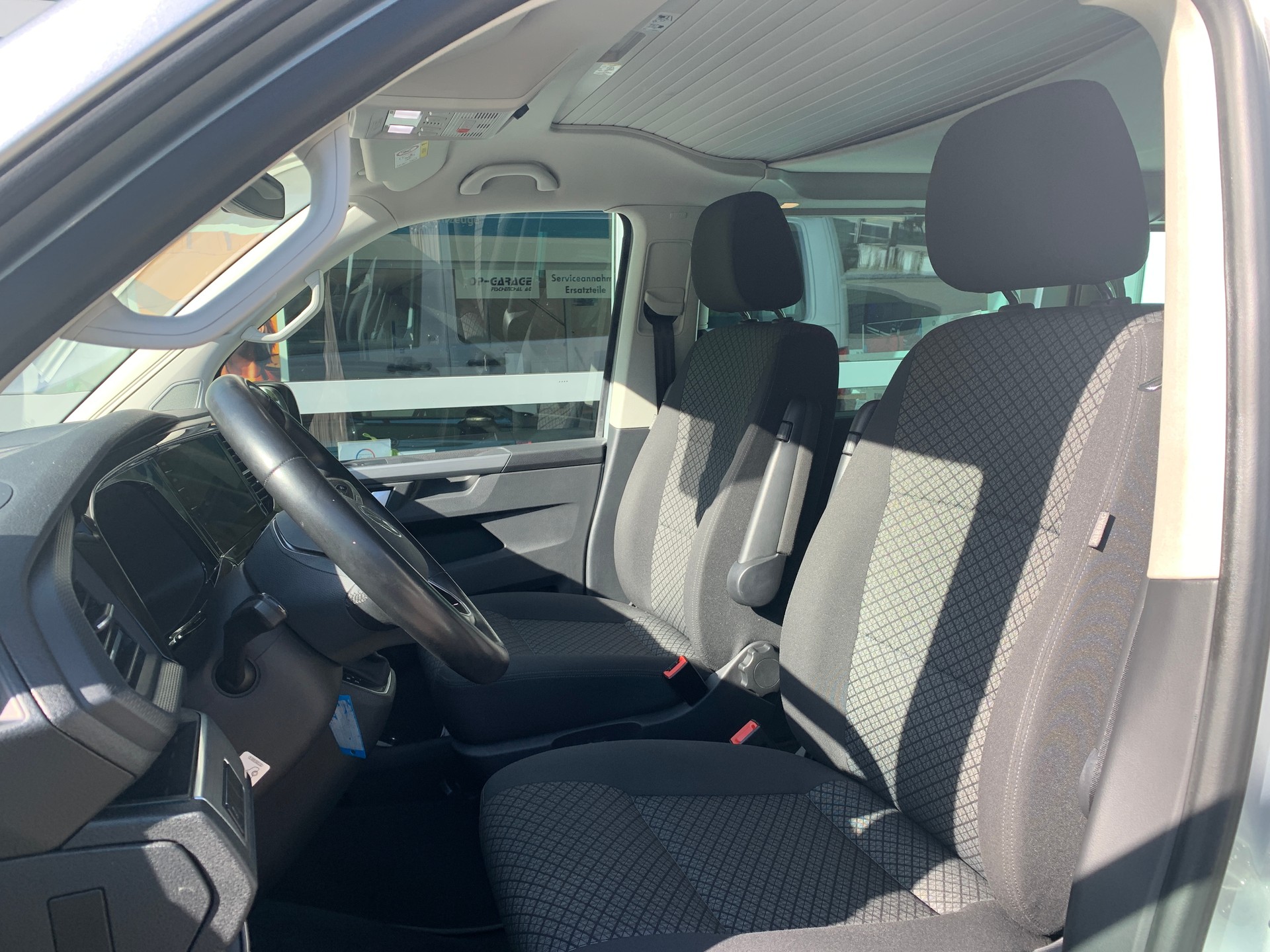 VW T6.1 California 2.0 TDI Beach Liberty 4Motion DSG-image-8