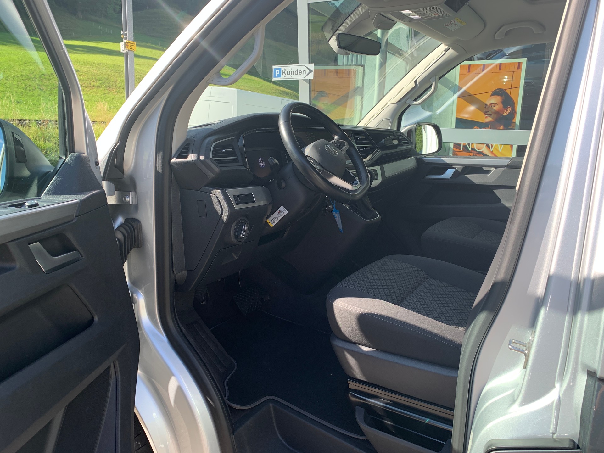 VW T6.1 California 2.0 TDI Beach Liberty 4Motion DSG-image-7