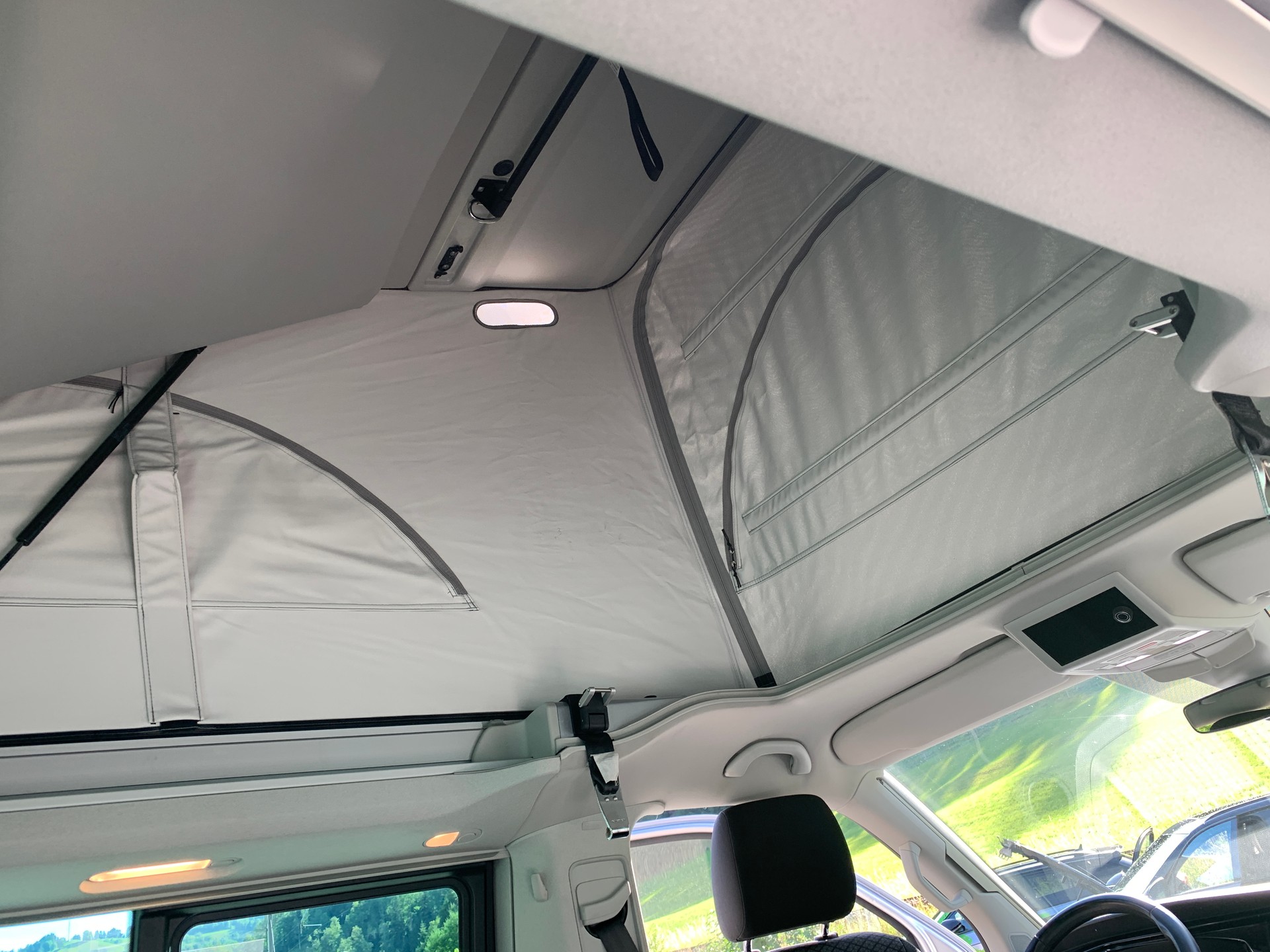 VW T6.1 California 2.0 TDI Beach Liberty 4Motion DSG-image-15