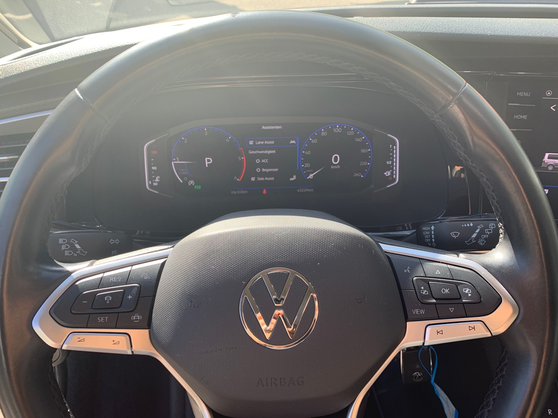VW T6.1 California 2.0 TDI Beach Liberty 4Motion DSG-image-10