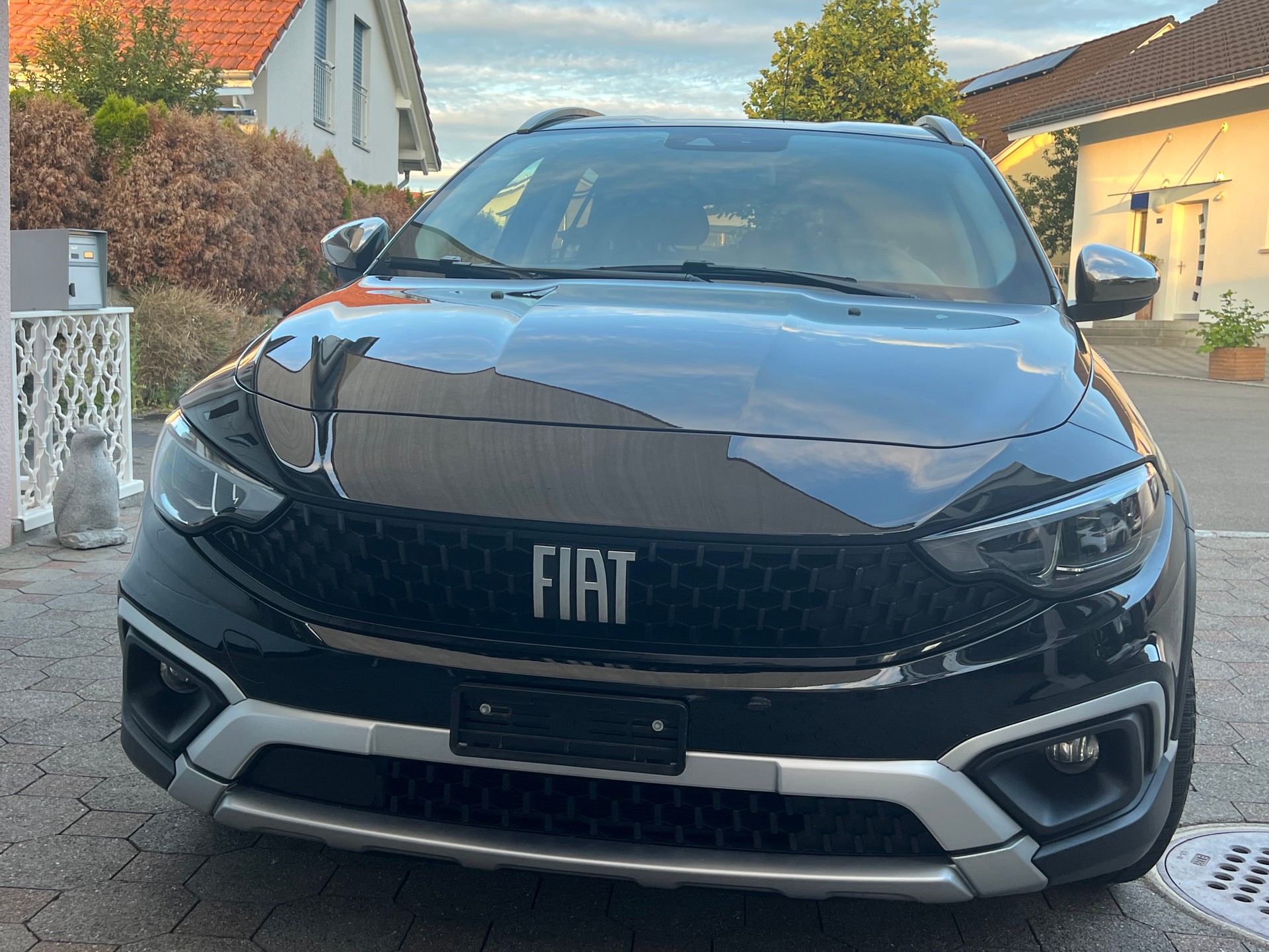 FIAT 1.5 Hybrid Swiss Cross-image-0