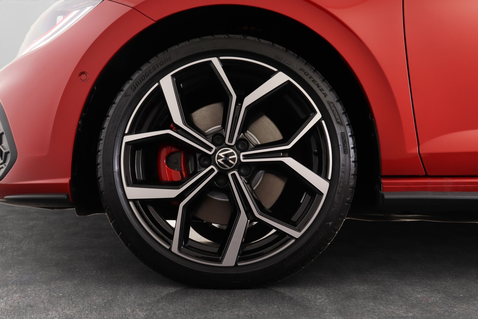 VW Polo 2.0 TSI GTI DSG-image-4