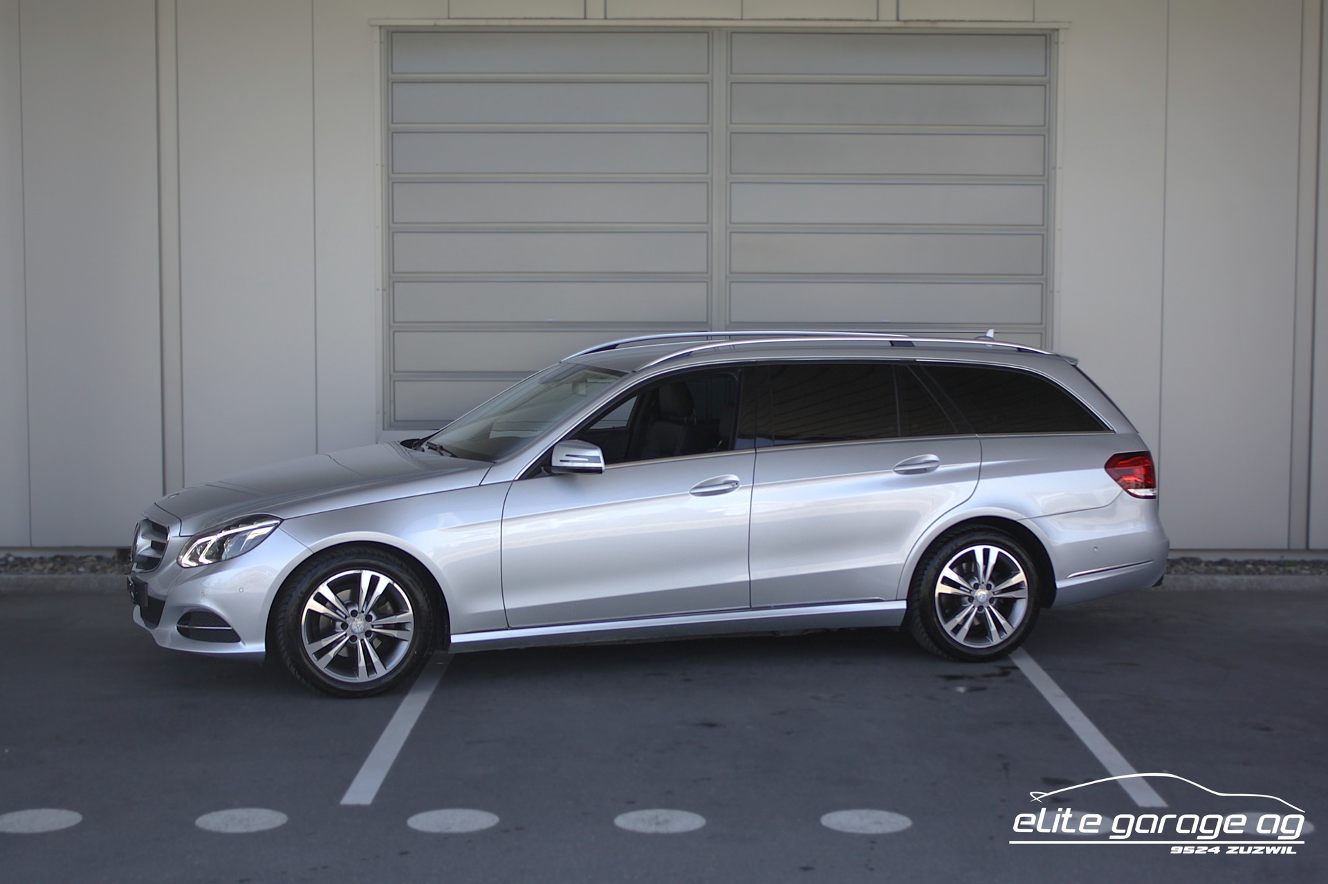 MERCEDES-BENZ E 200 Avantgarde 7G-Tronic