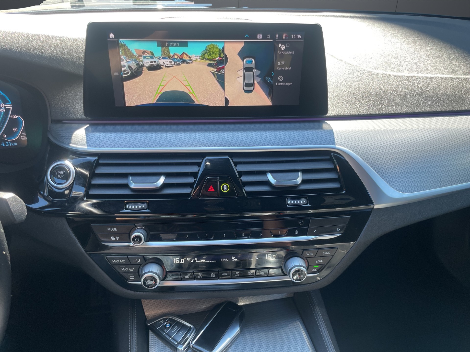 BMW 530e xDrive M Sport Steptronic-image-11