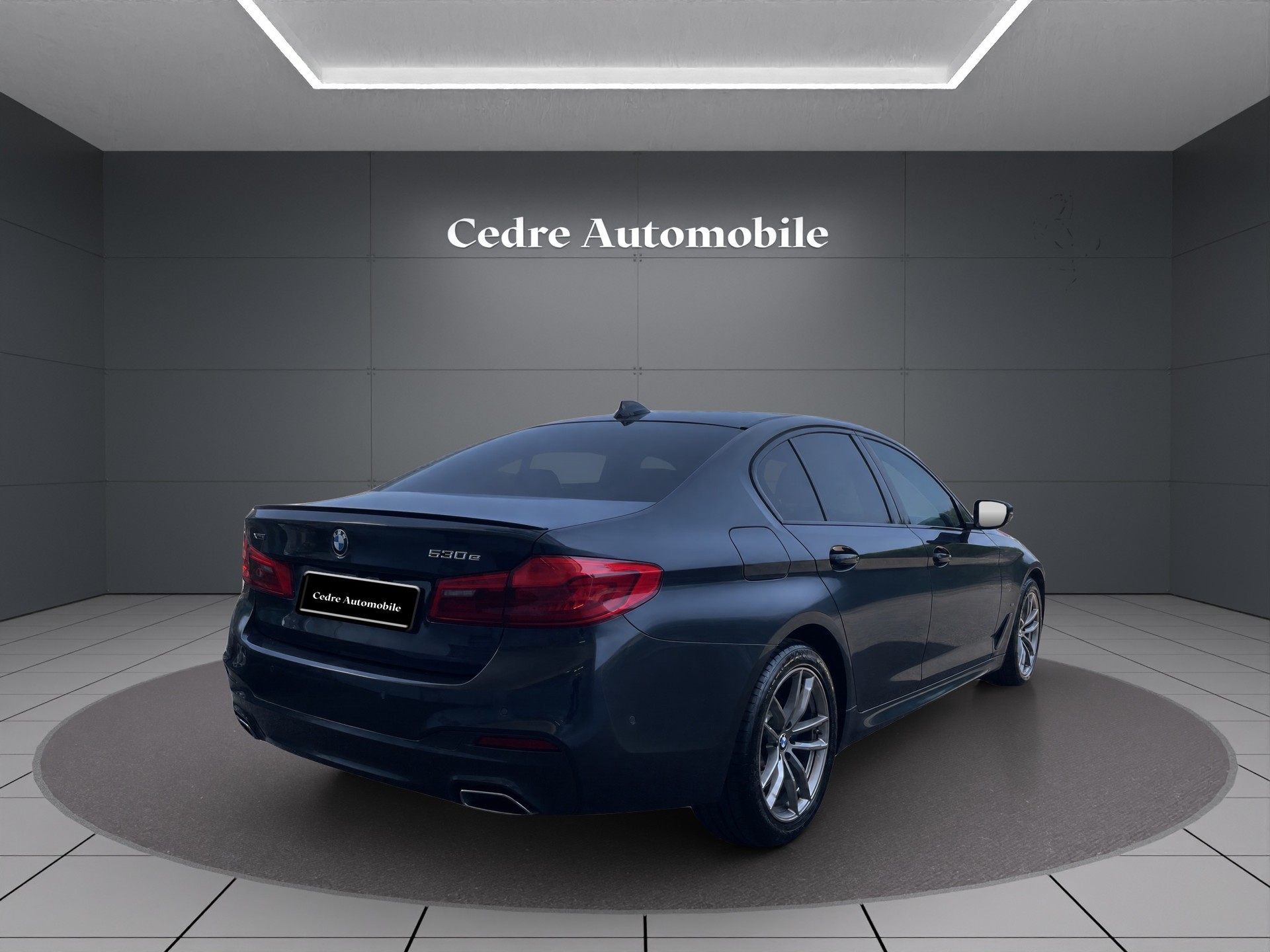 BMW 530e xDrive M Sport Steptronic-image-4