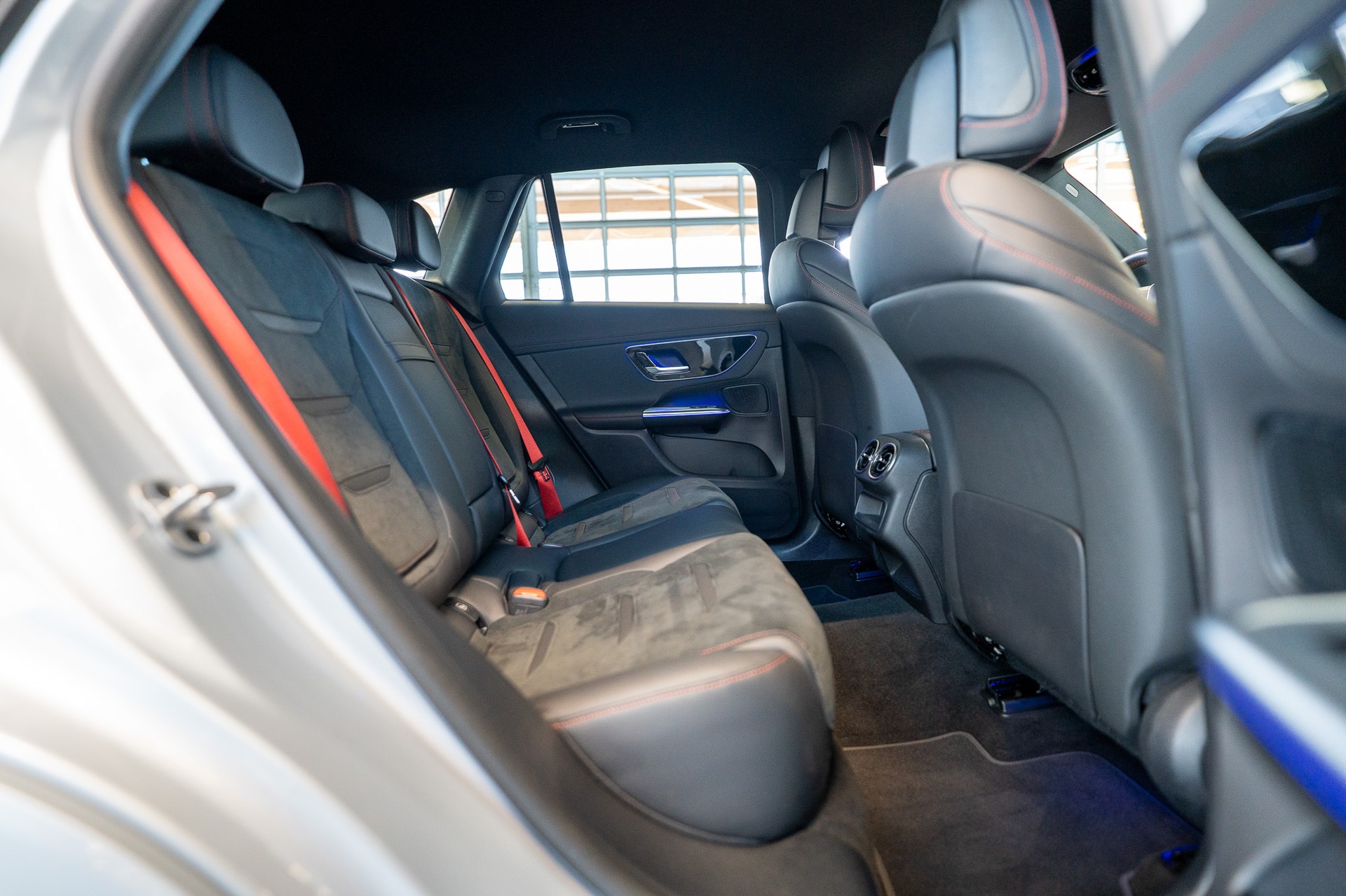 MERCEDES-BENZ GLC 43 AMG 4matic / Facelift / 360°Grad / Ambientebeleuchtung-image-13