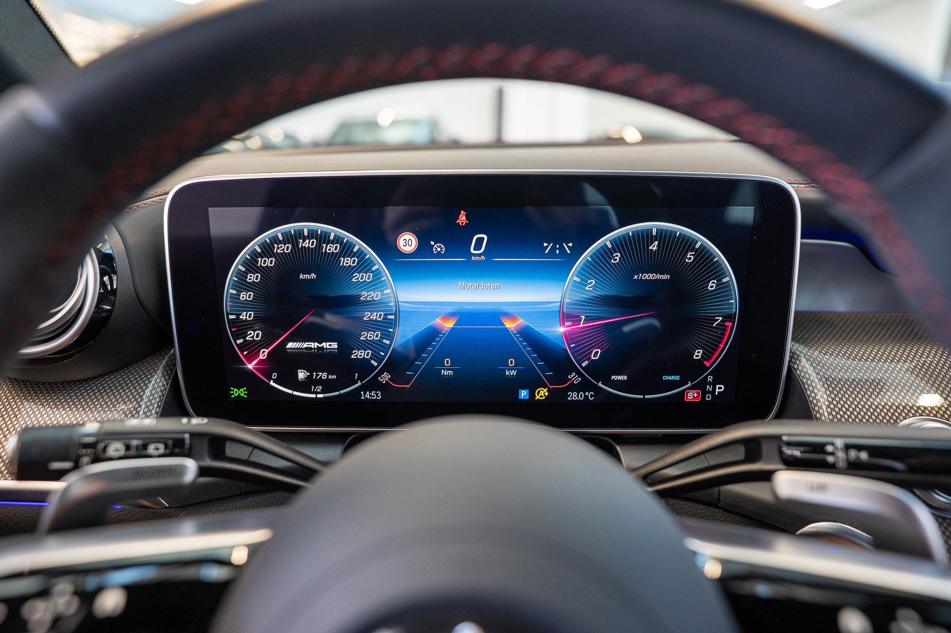 MERCEDES-BENZ GLC 43 AMG 4matic / Facelift / 360°Grad / Ambientebeleuchtung-image-19