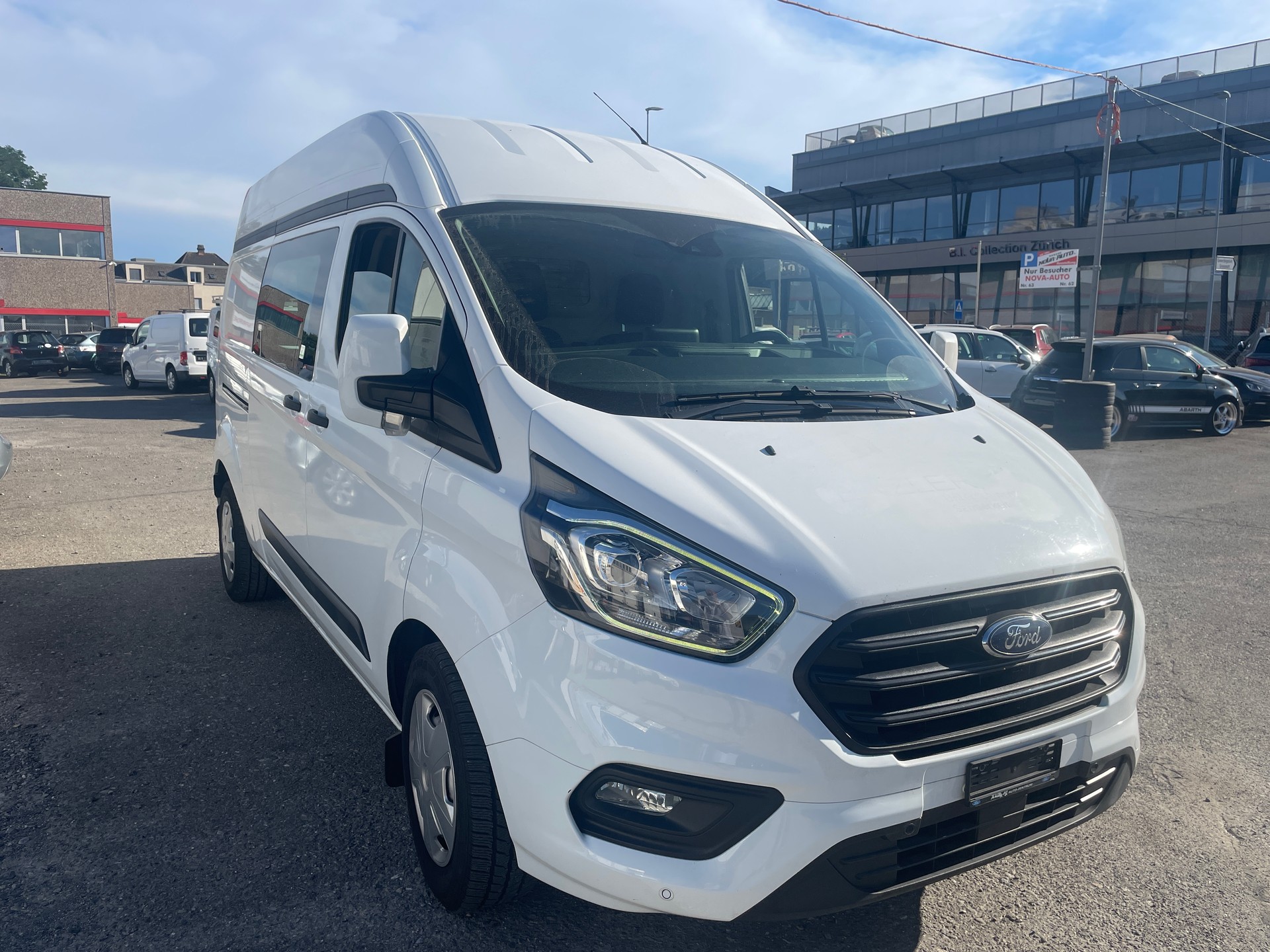 FORD Transit Custom Van 320 L2H1 Trend A-image-1