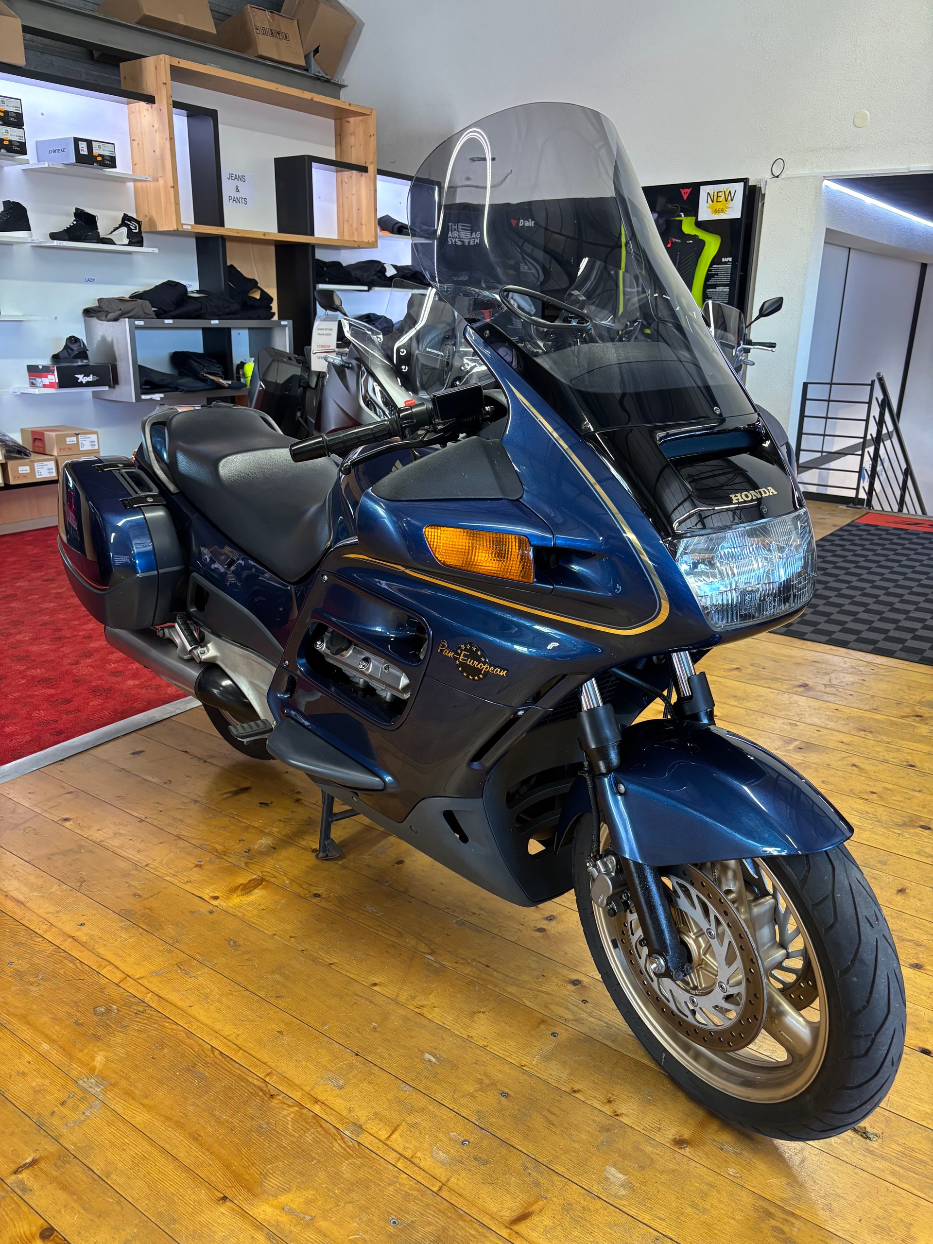 HONDA ST 1100 Pan-European-image-2