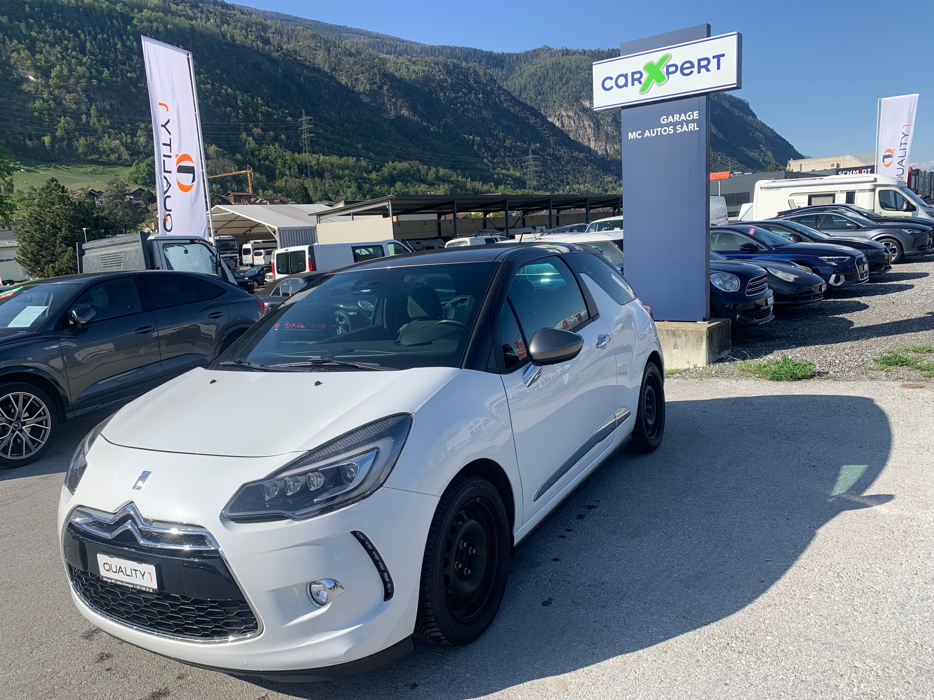 DS AUTOMOBILES DS3 1.6 16V BlueHDi Sport Chic Plus-image-2