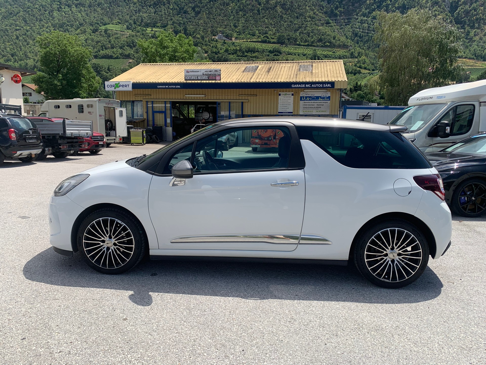 DS AUTOMOBILES DS3 1.6 16V BlueHDi Sport Chic Plus-showroom-element-3