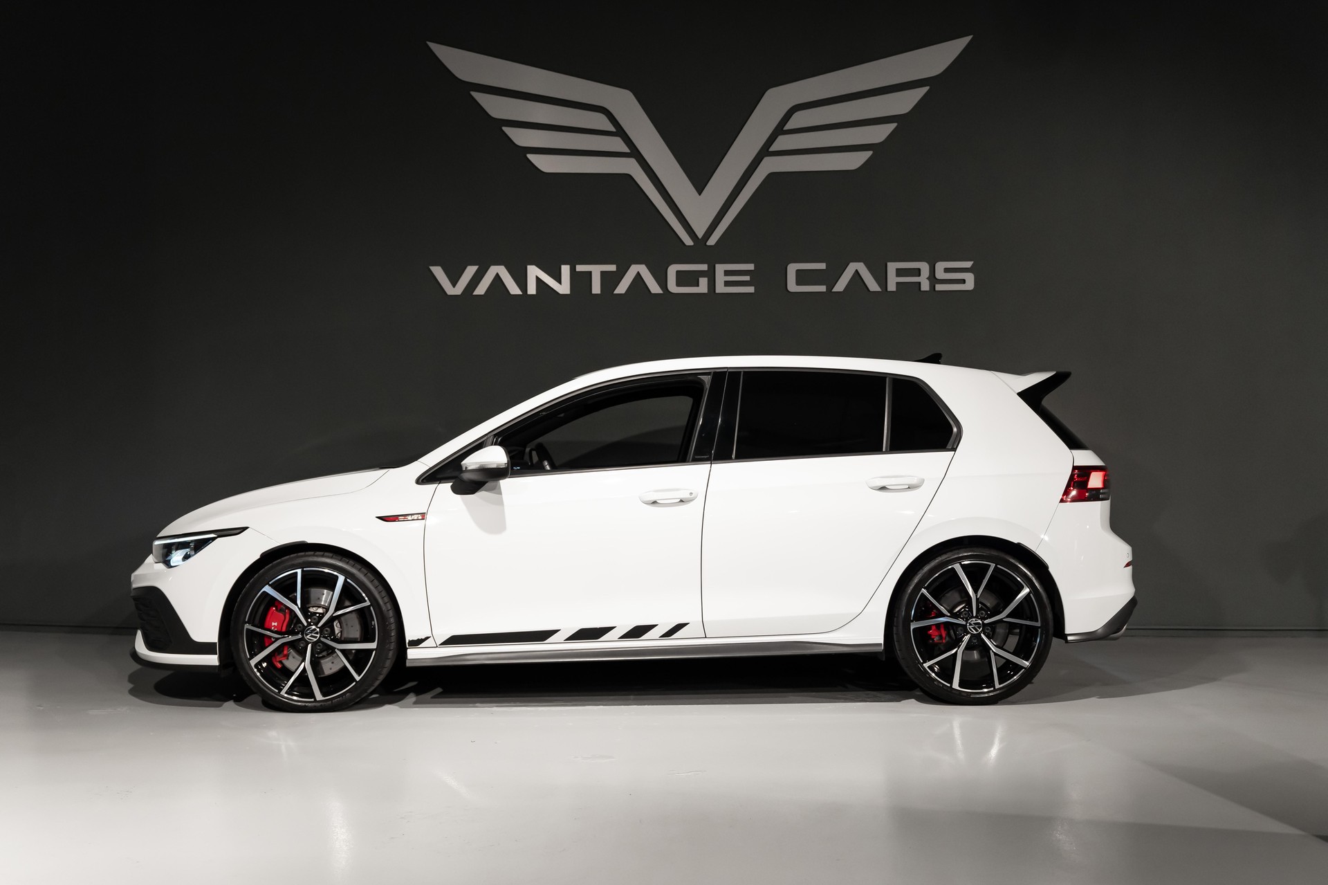 VW Golf VIII 2.0 TSI GTI Clubsport DSG-image-1