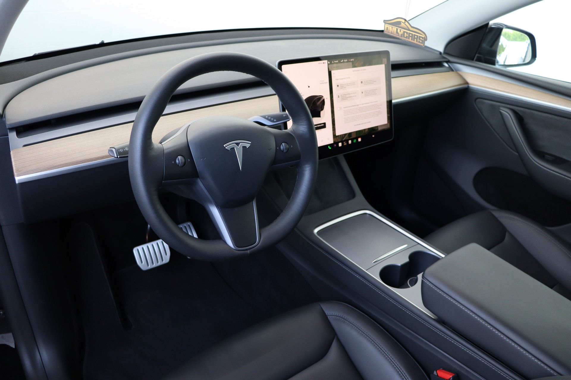 TESLA Model Y Performance-image-13