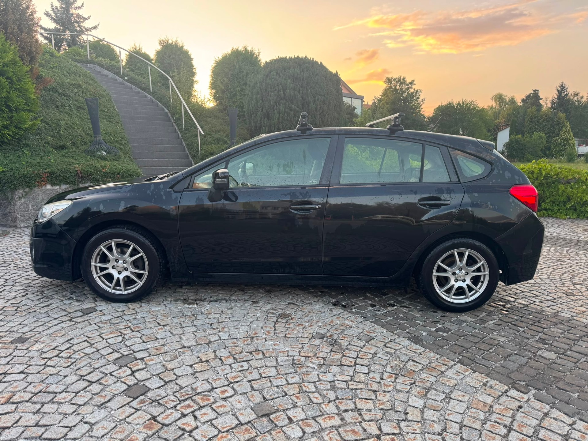 SUBARU Impreza 1.6 Swiss one-image-3