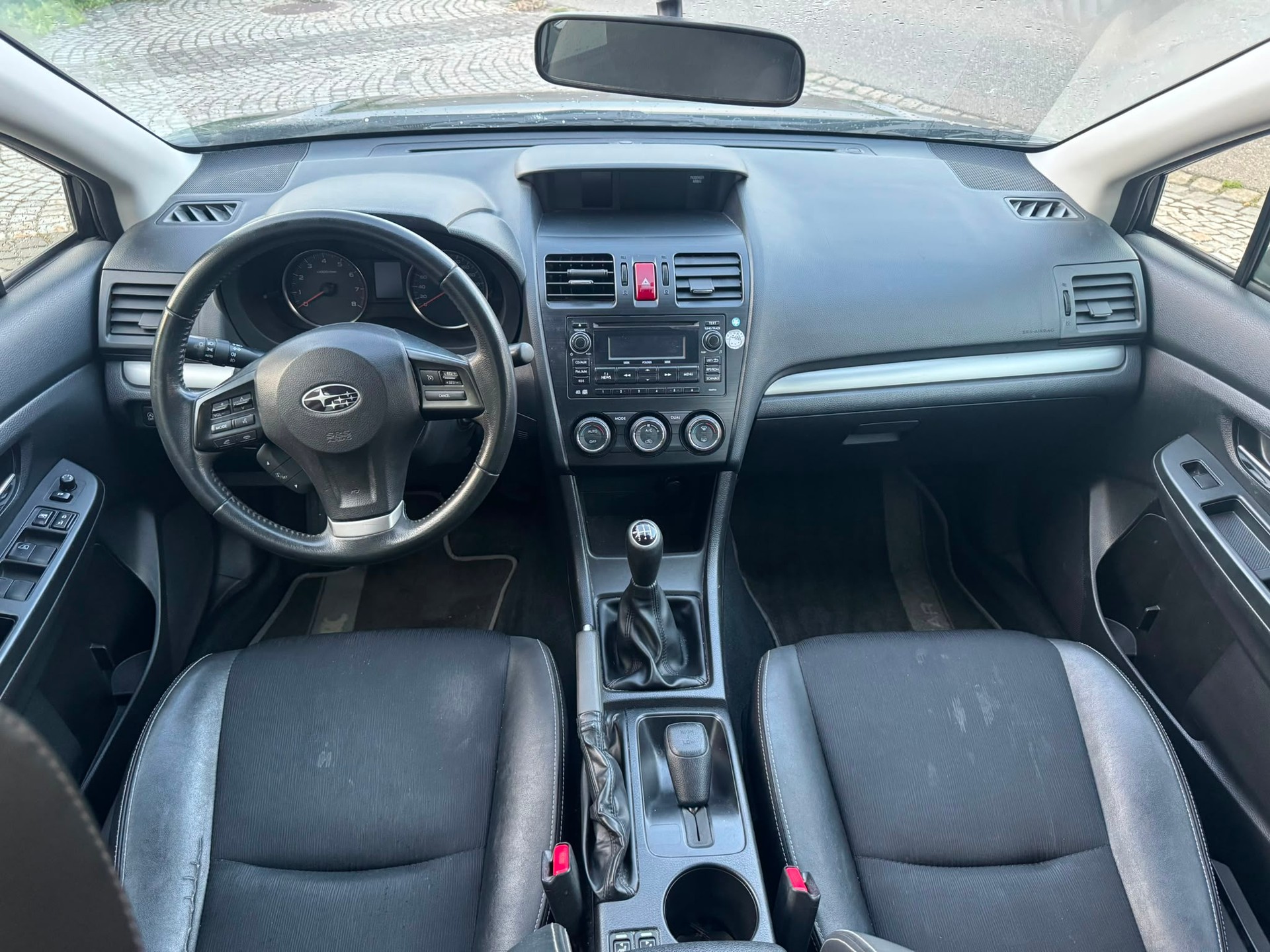 SUBARU Impreza 1.6 Swiss one-image-11