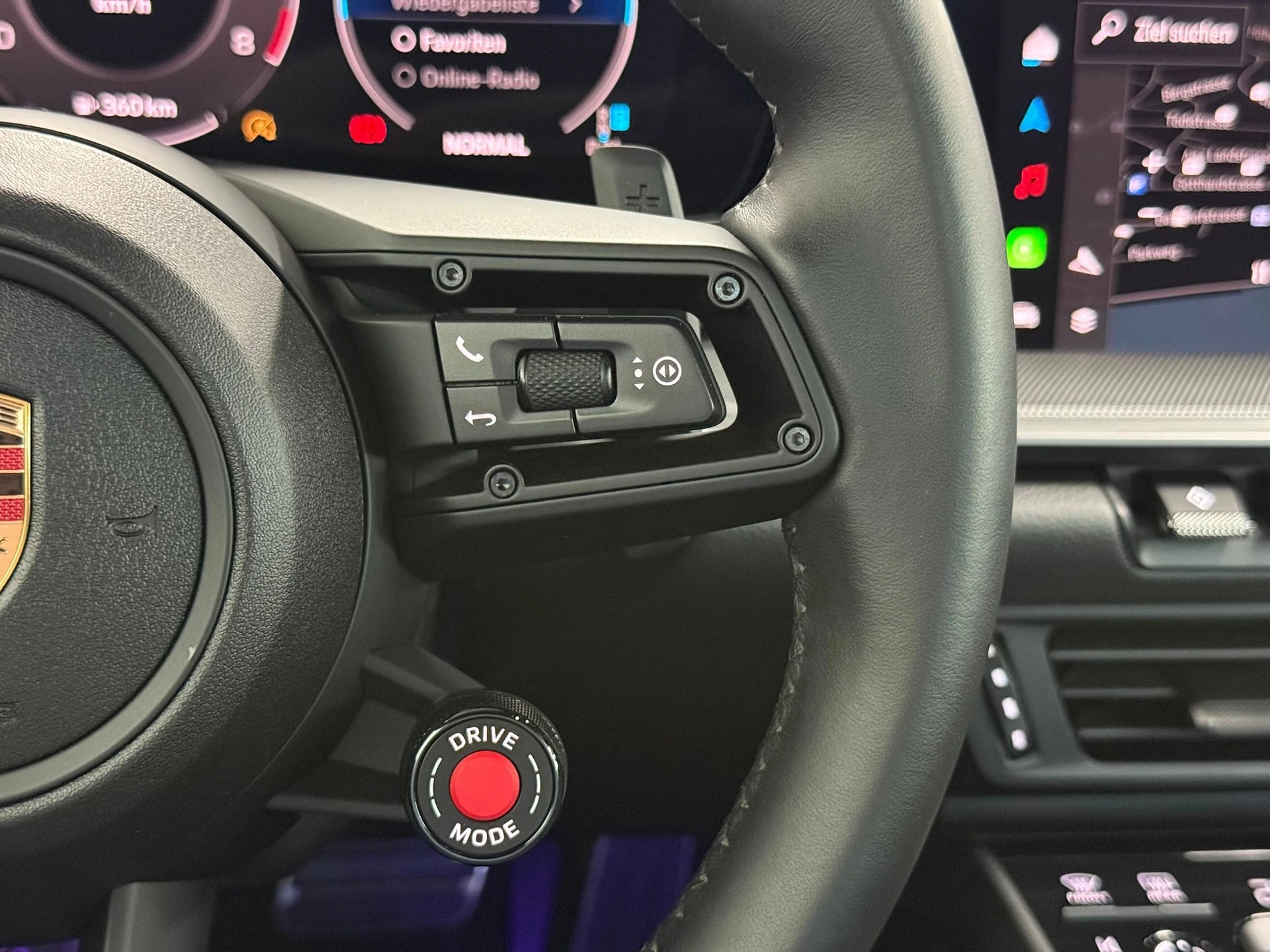 PORSCHE 911 Carrera S PDK-image-17