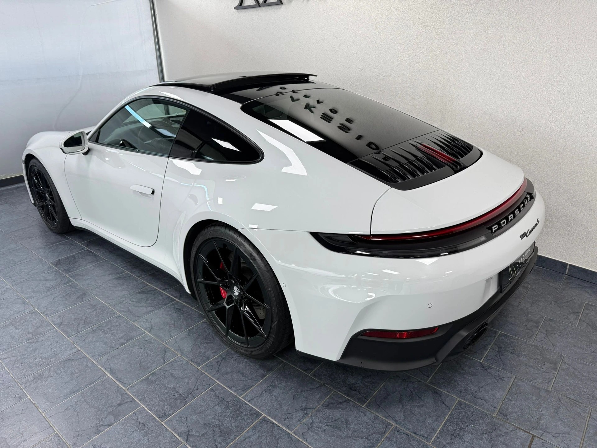 PORSCHE 911 Carrera S PDK-image-5