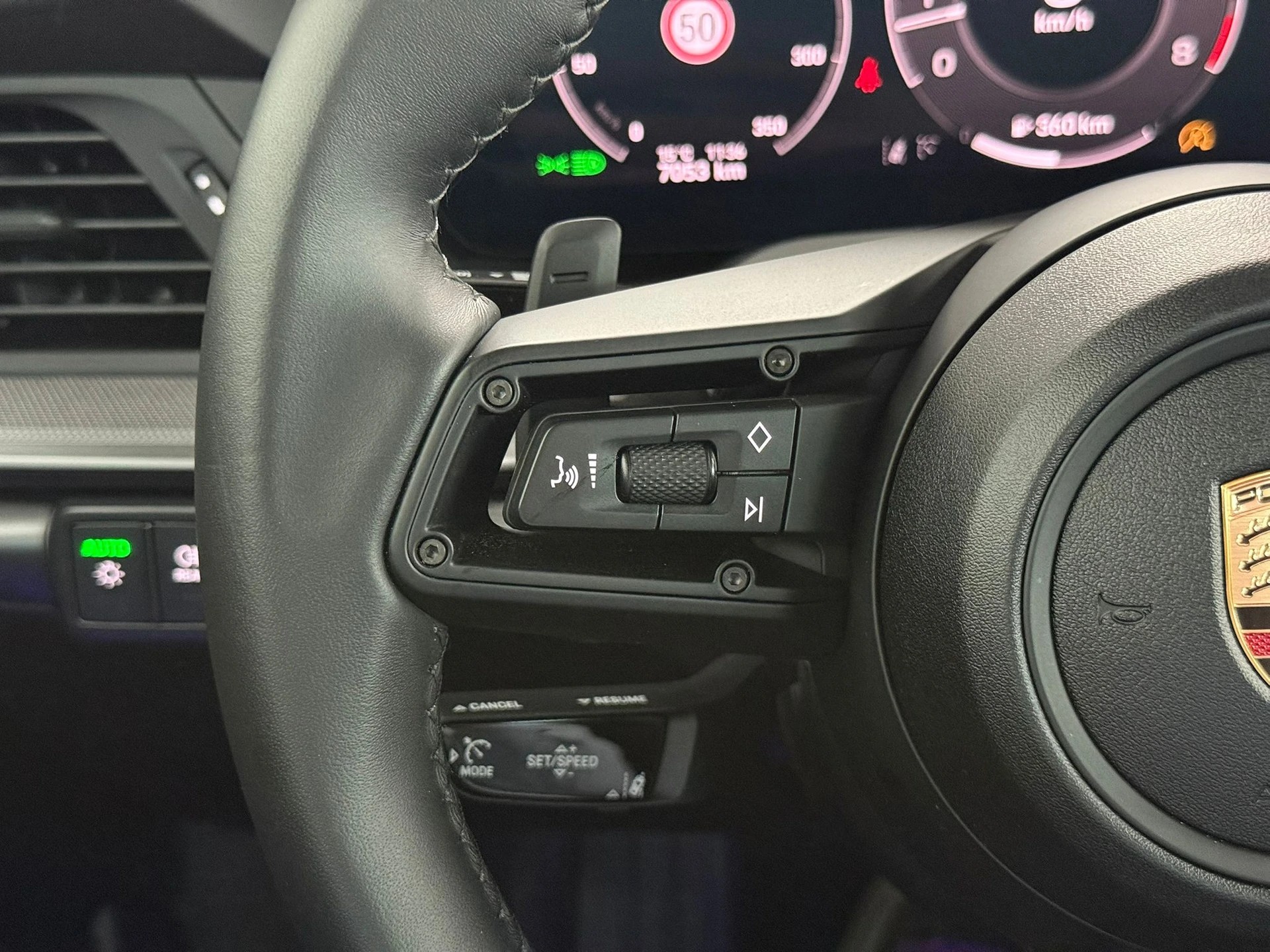 PORSCHE 911 Carrera S PDK-image-16